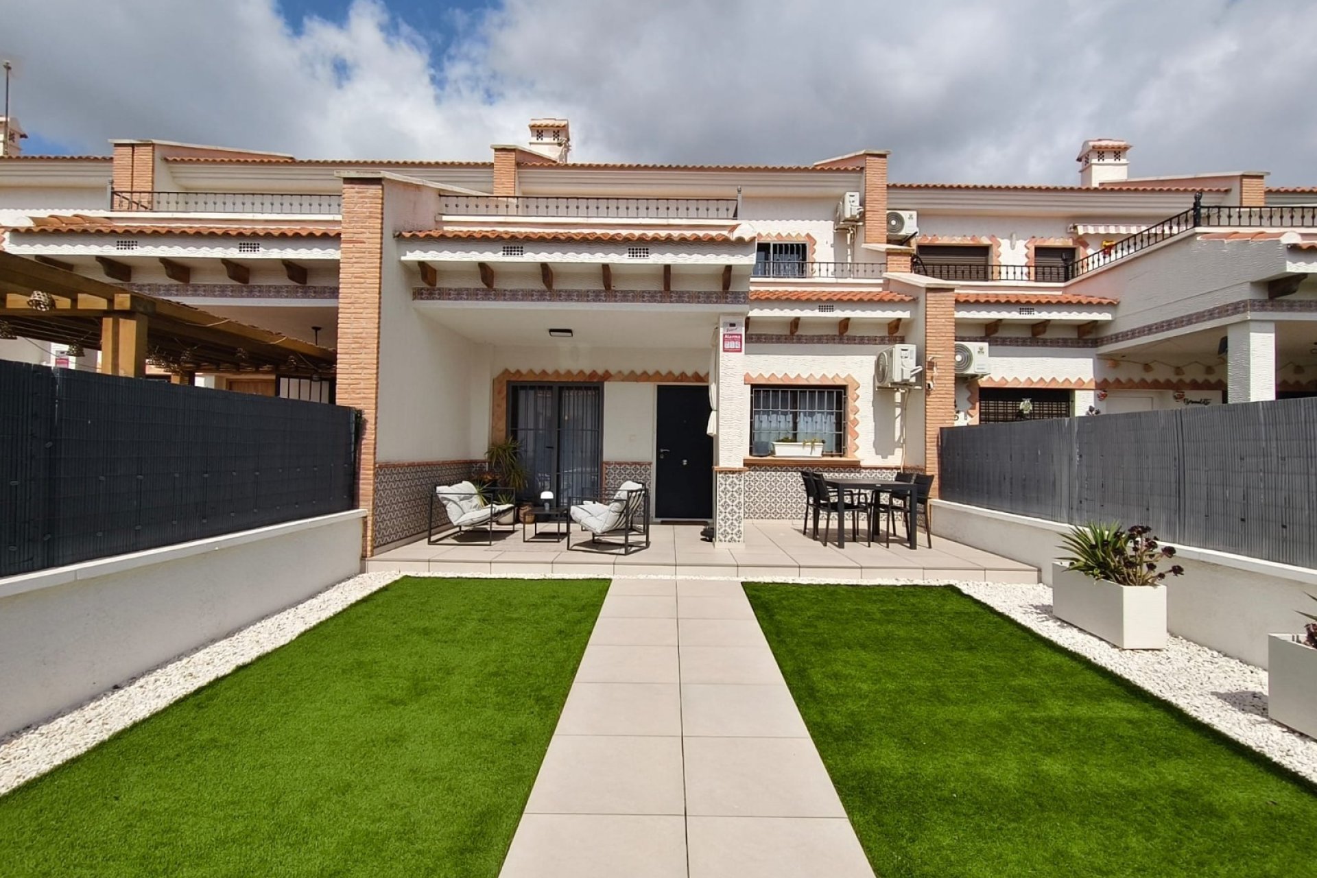 Reventa - Casa adosada - San Miguel de Salinas