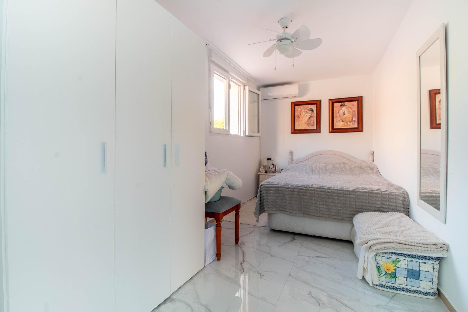 Reventa - Casa adosada - Torrevieja - Acequion