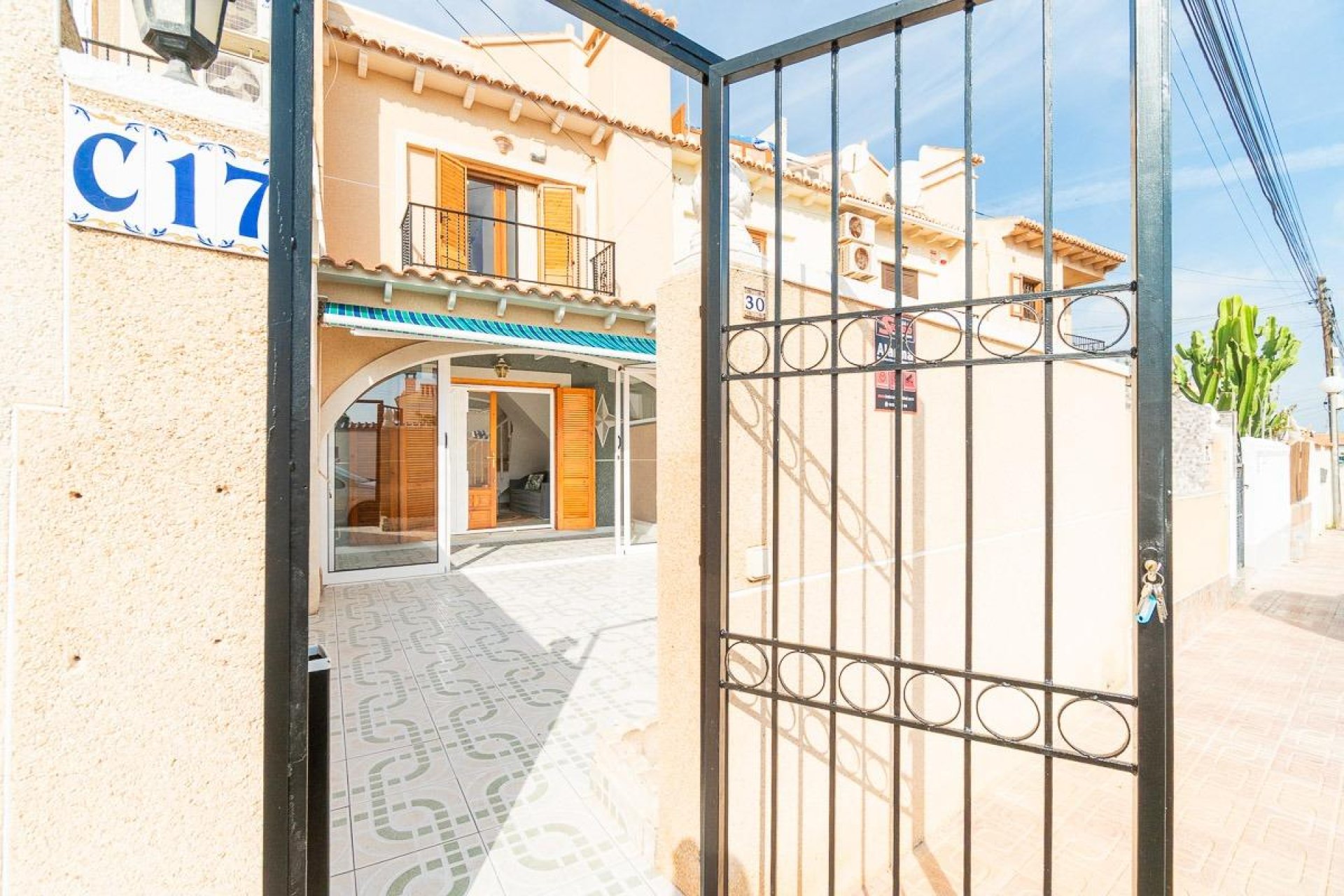 Reventa - Casa adosada - Torrevieja - La Siesta