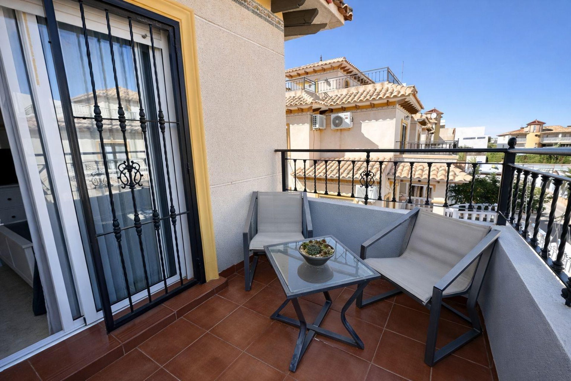 Reventa - Casa adosada - Torrevieja - La Siesta
