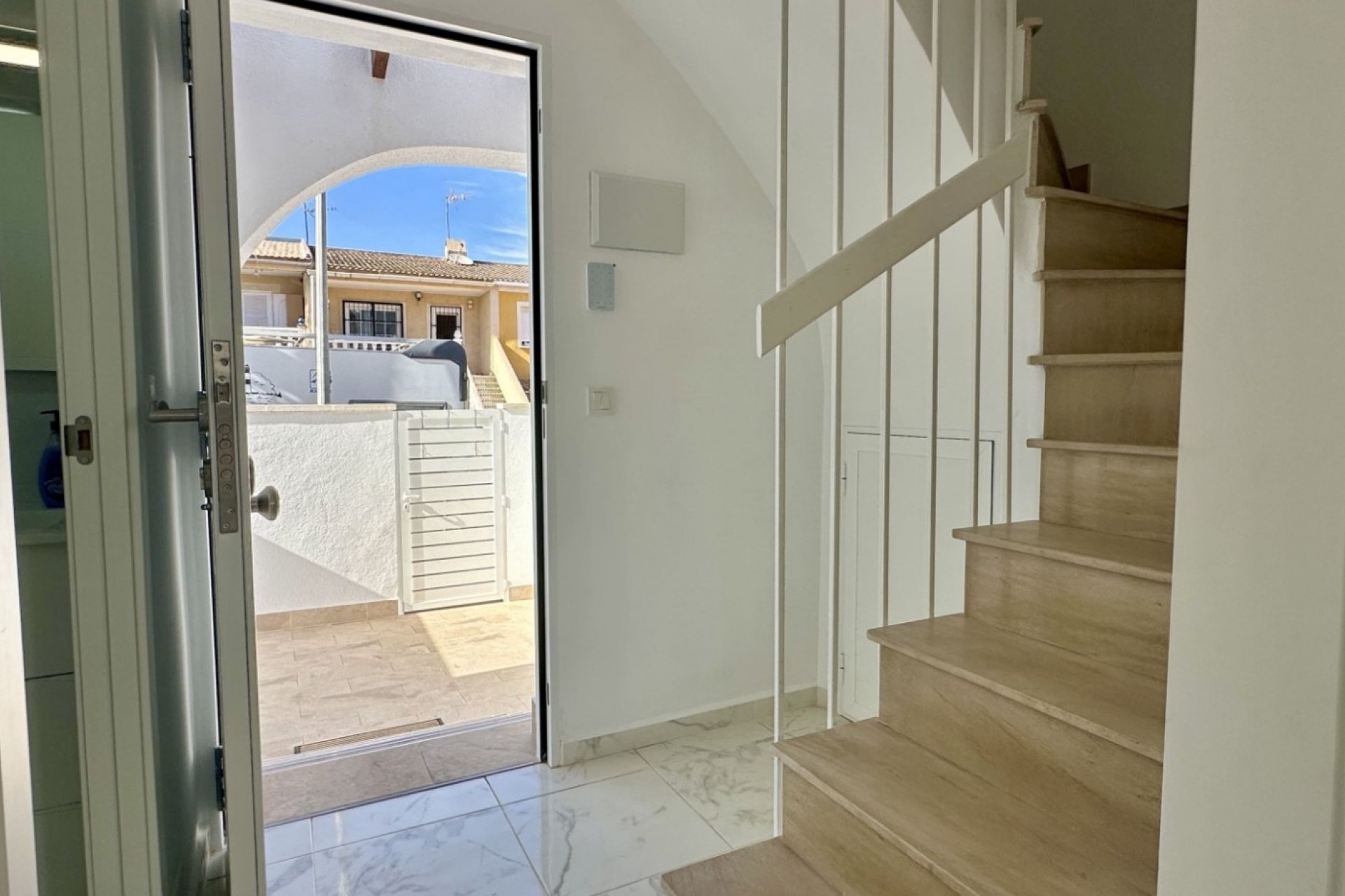 Reventa - Casa adosada - Torrevieja - Los Balcones