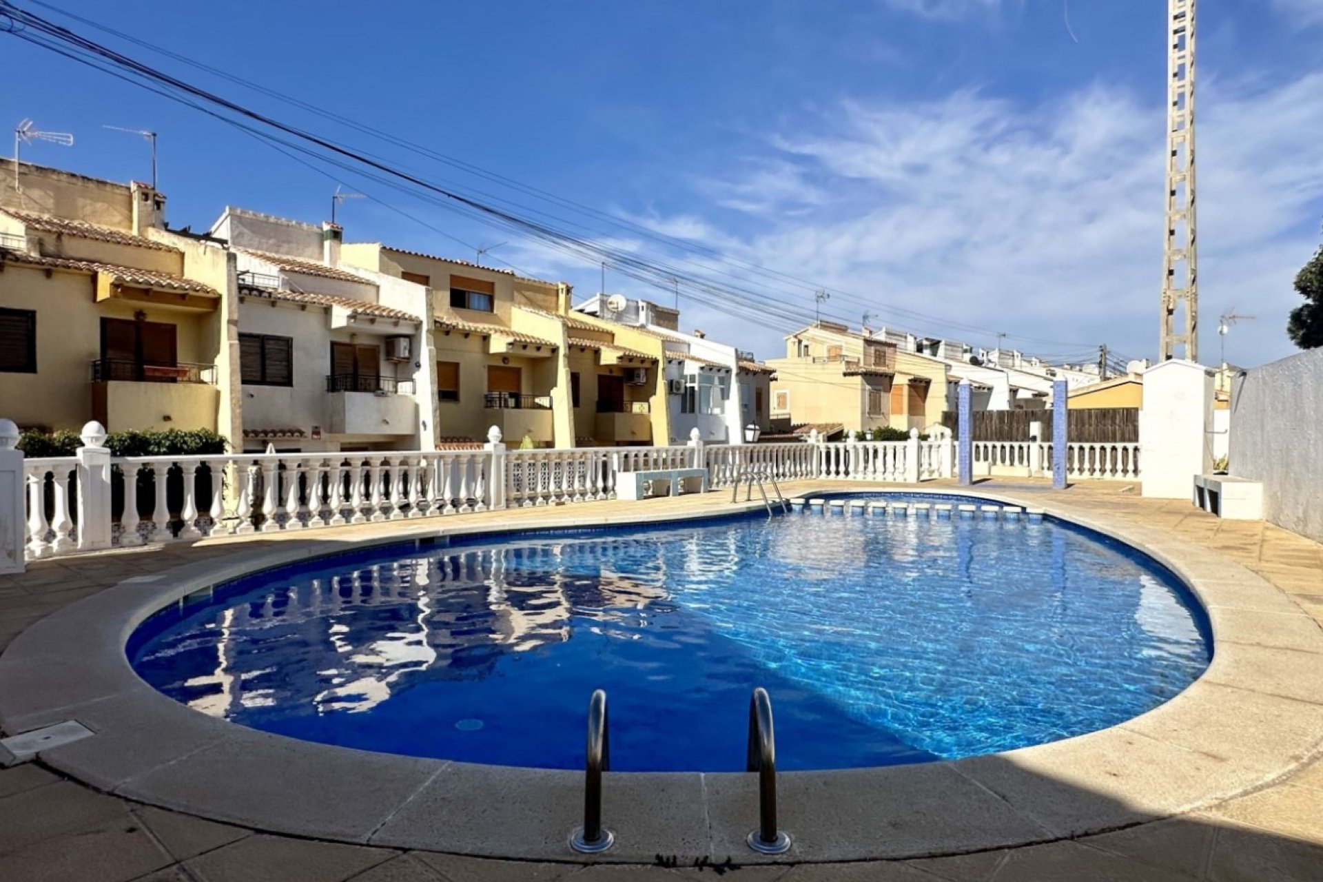 Reventa - Casa adosada - Torrevieja - Los Balcones