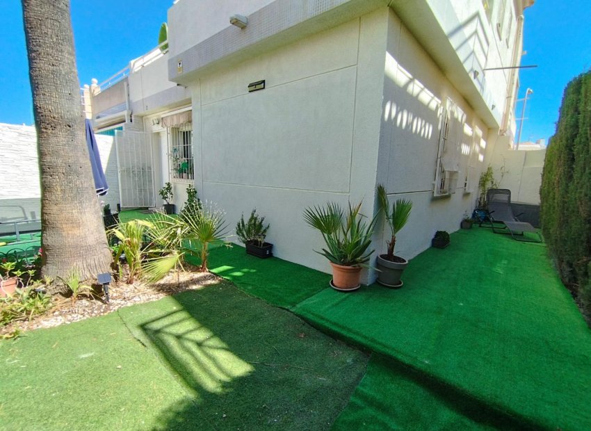 Reventa - Casa adosada - Torrevieja - Los Balcones