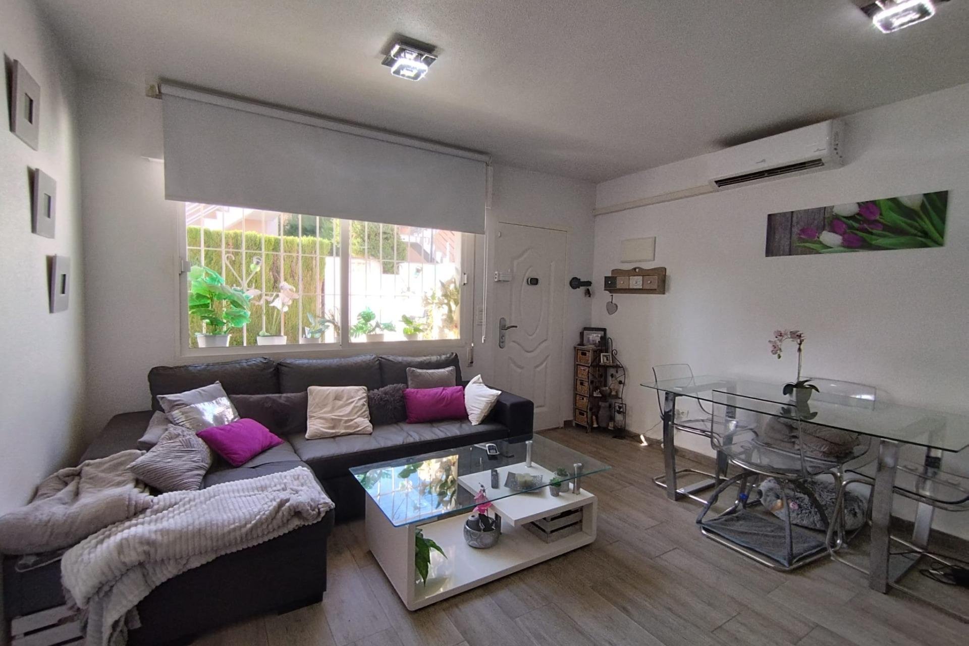 Reventa - Casa adosada - Torrevieja - Los Balcones