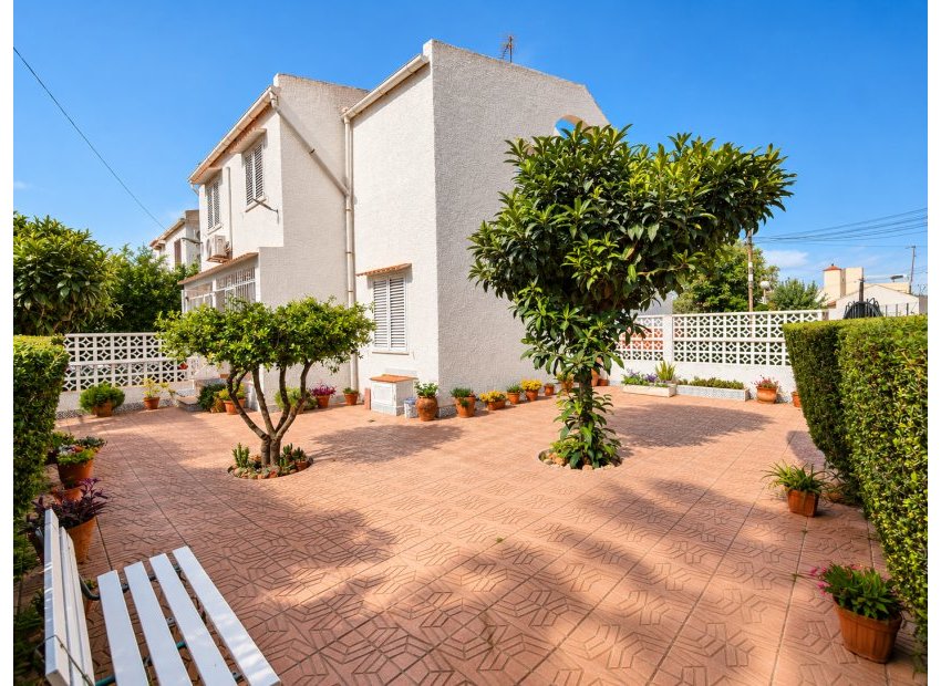 Reventa - Casa adosada - Torrevieja - Nueva Torrevieja