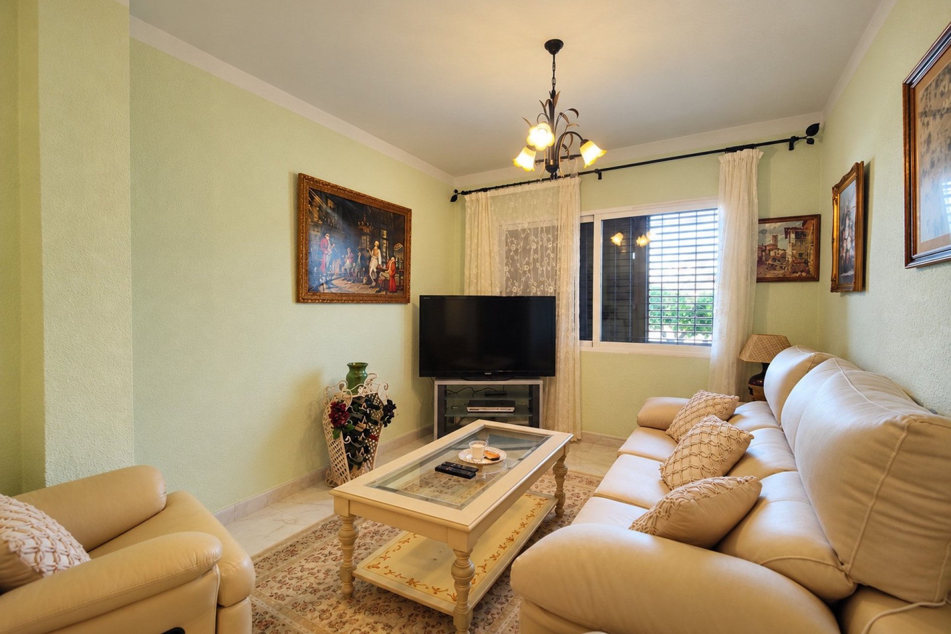 Reventa - Casa adosada - Torrevieja - Nueva Torrevieja
