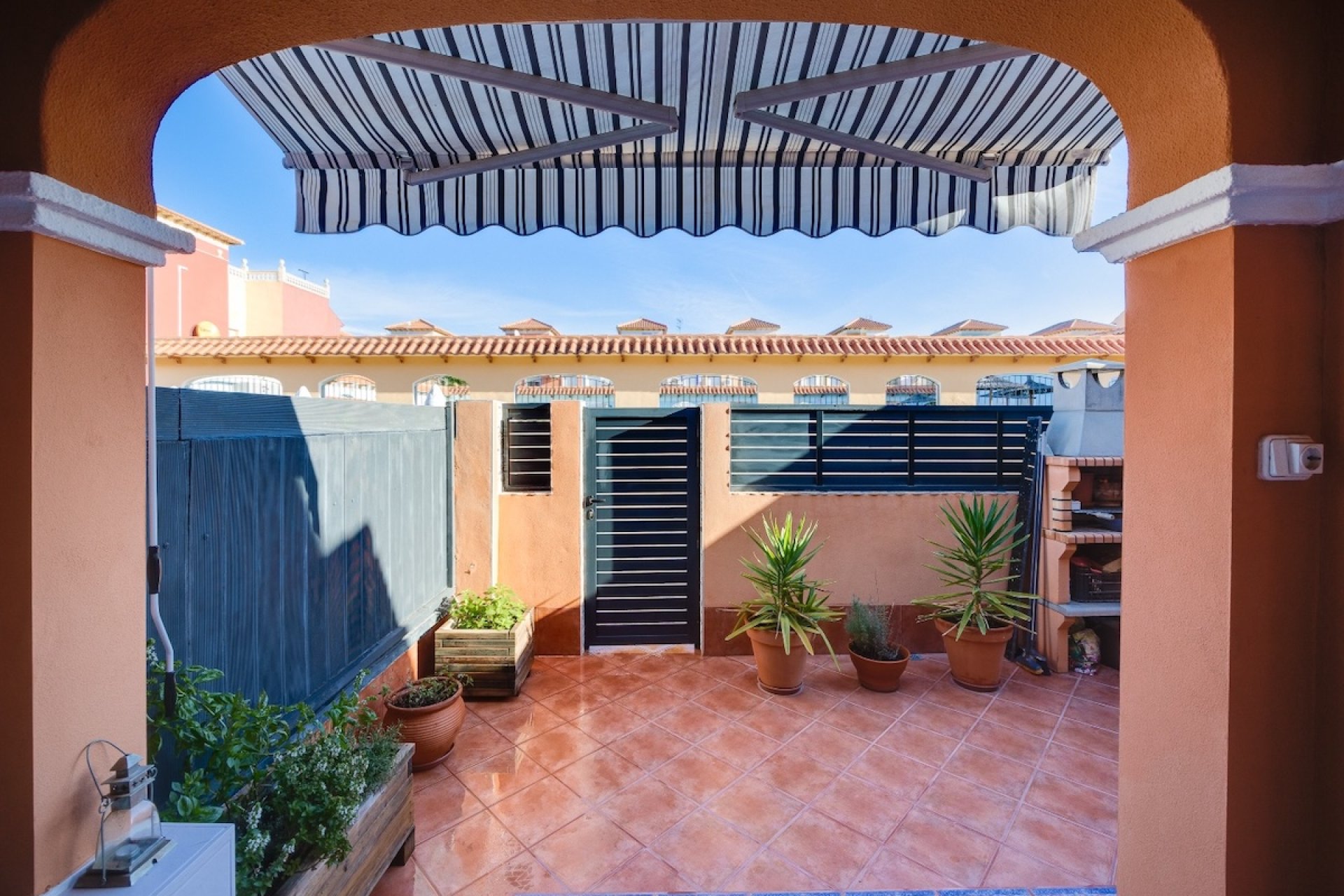 Reventa - Casa adosada - Torrevieja - Torretas