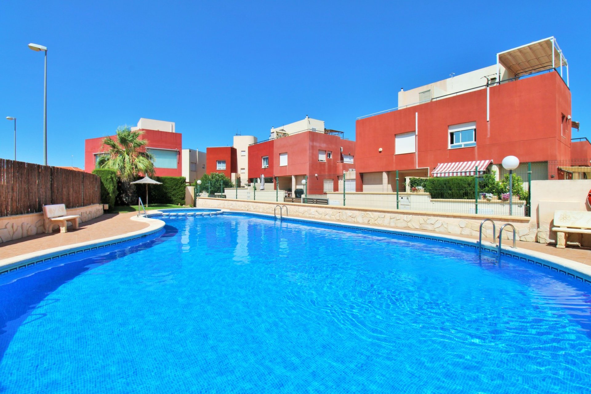Reventa - Casa adosada - Villamartin - Villamartín