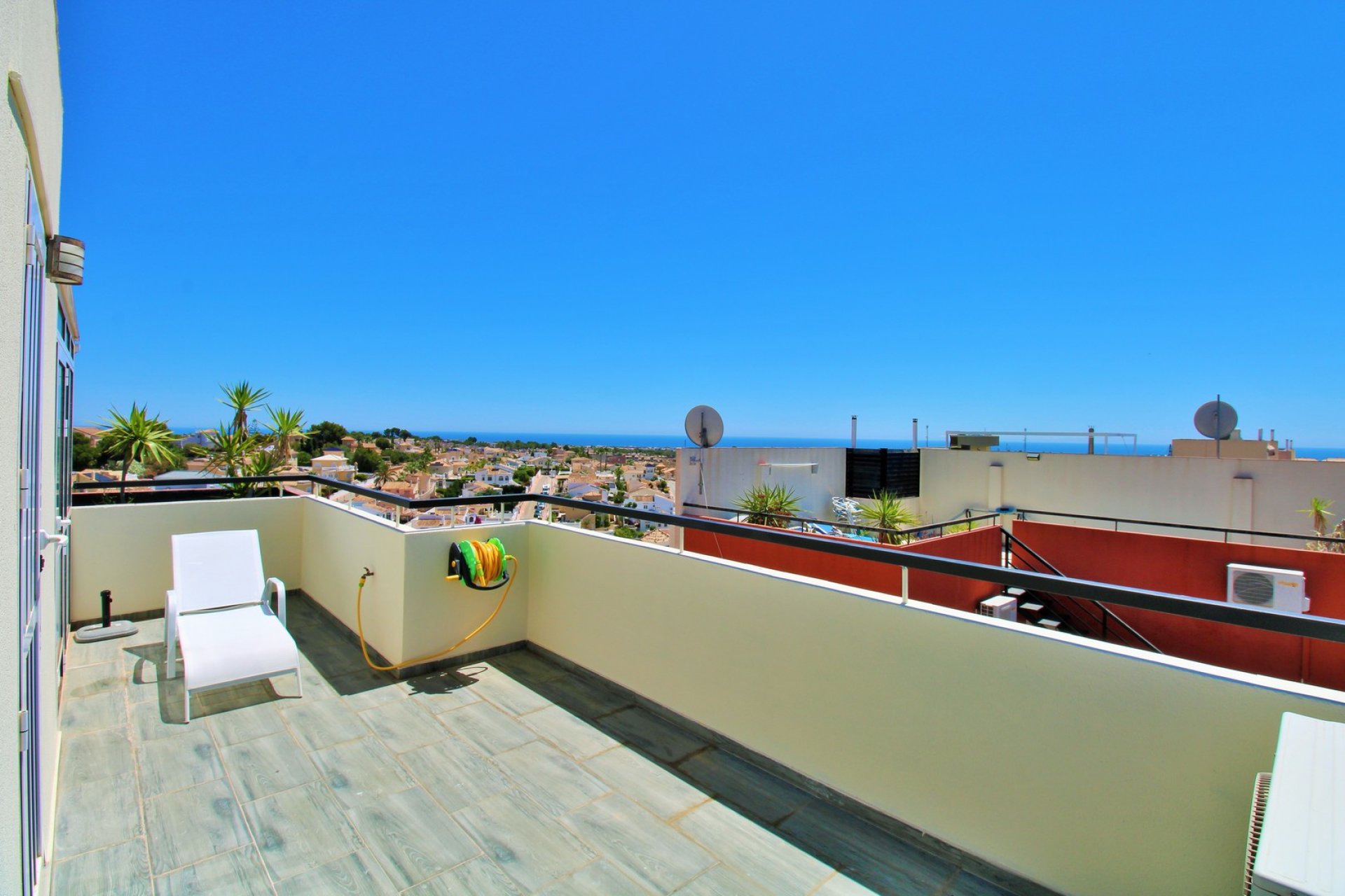 Reventa - Casa adosada - Villamartin - Villamartín