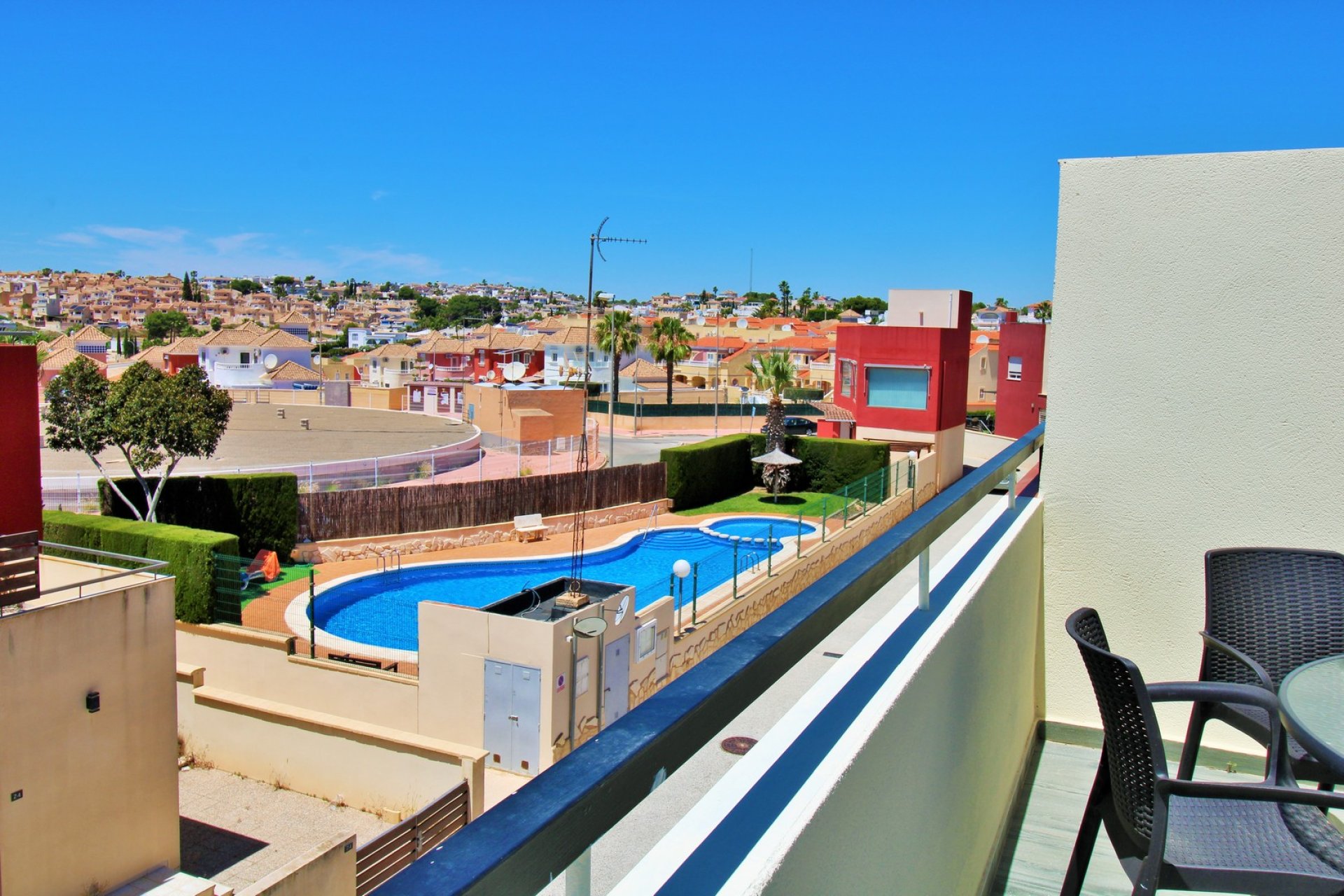 Reventa - Casa adosada - Villamartin - Villamartín