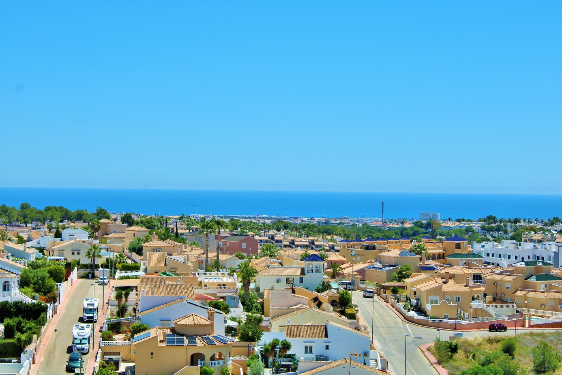 Reventa - Casa adosada - Villamartin - Villamartín