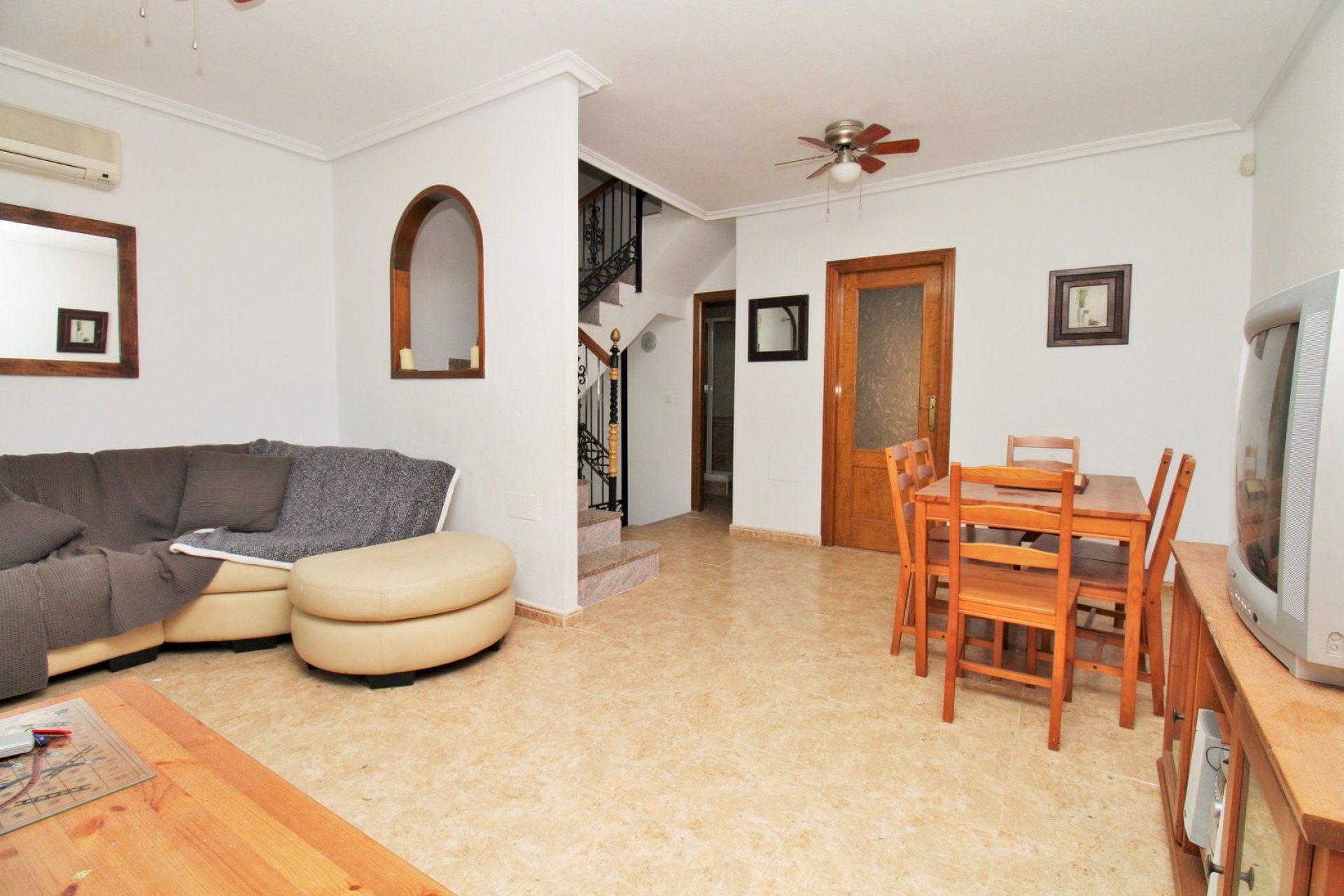Reventa - Casa adosada - Villamartin - Villamartín