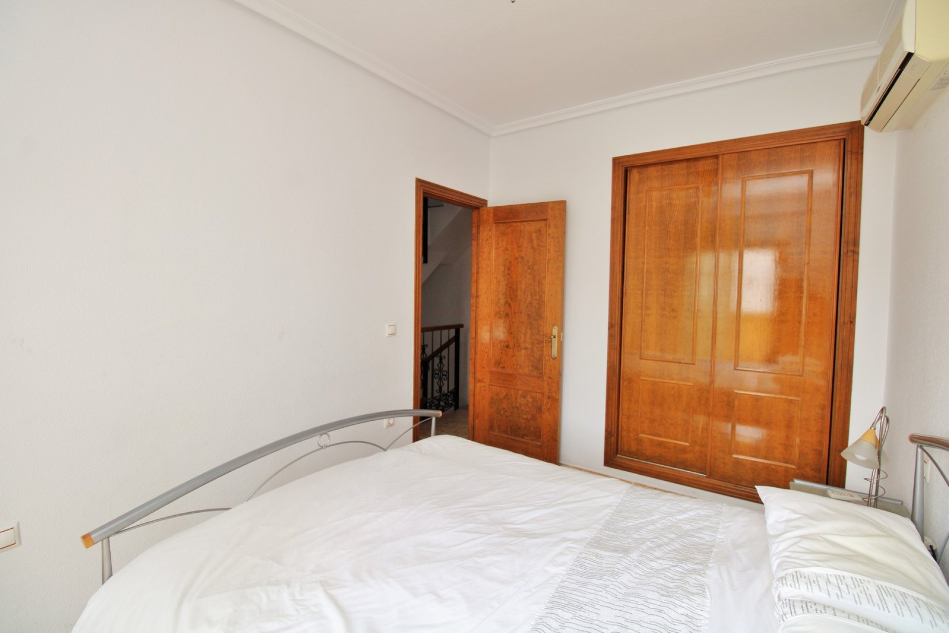 Reventa - Casa adosada - Villamartin - Villamartín