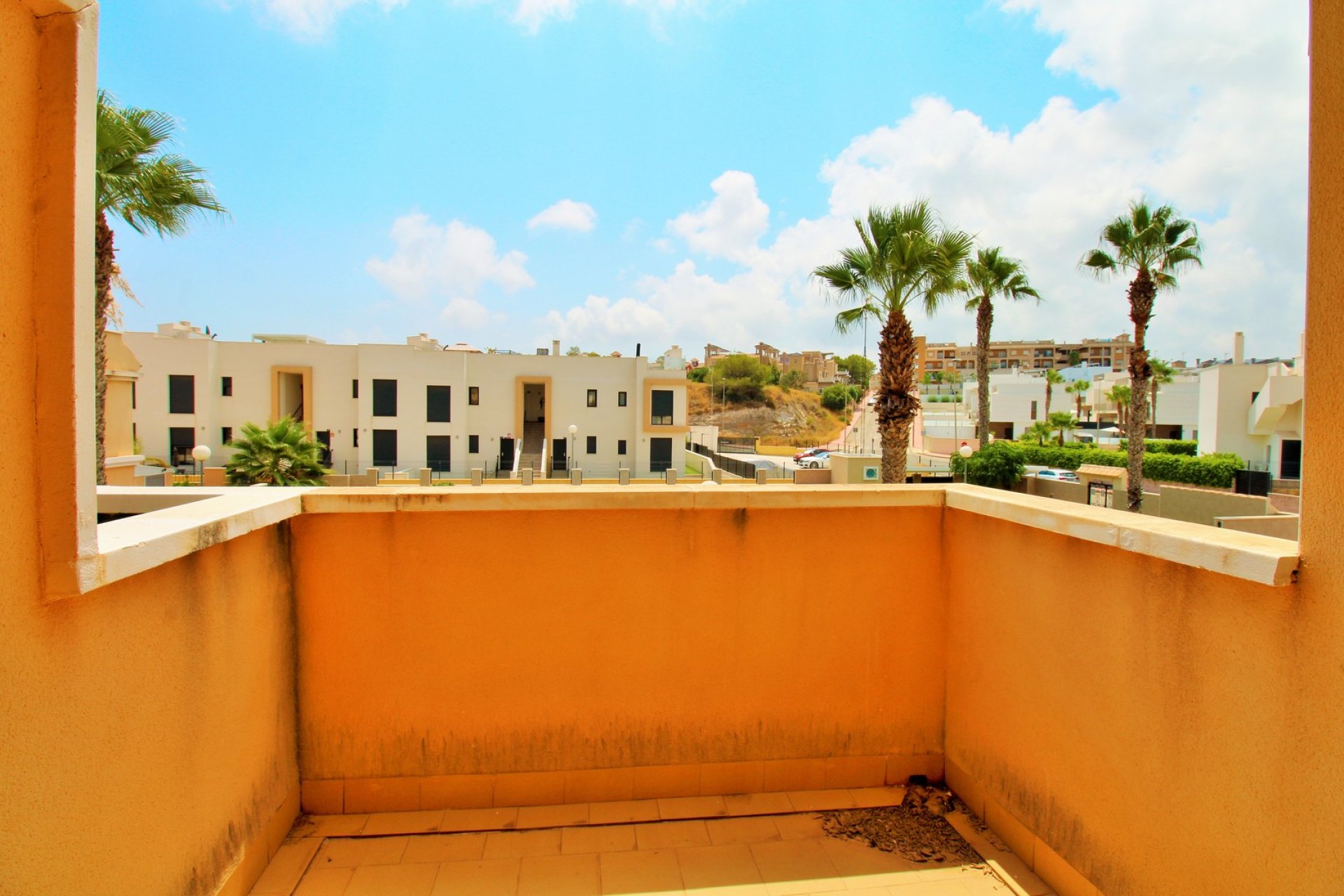 Reventa - Casa adosada - Villamartin - Villamartín