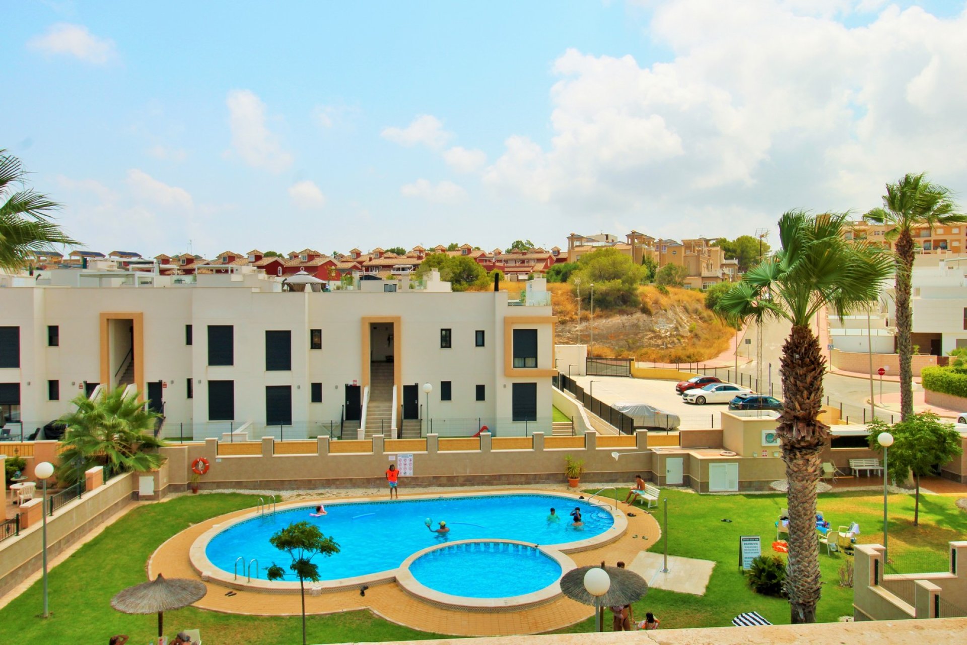 Reventa - Casa adosada - Villamartin - Villamartín