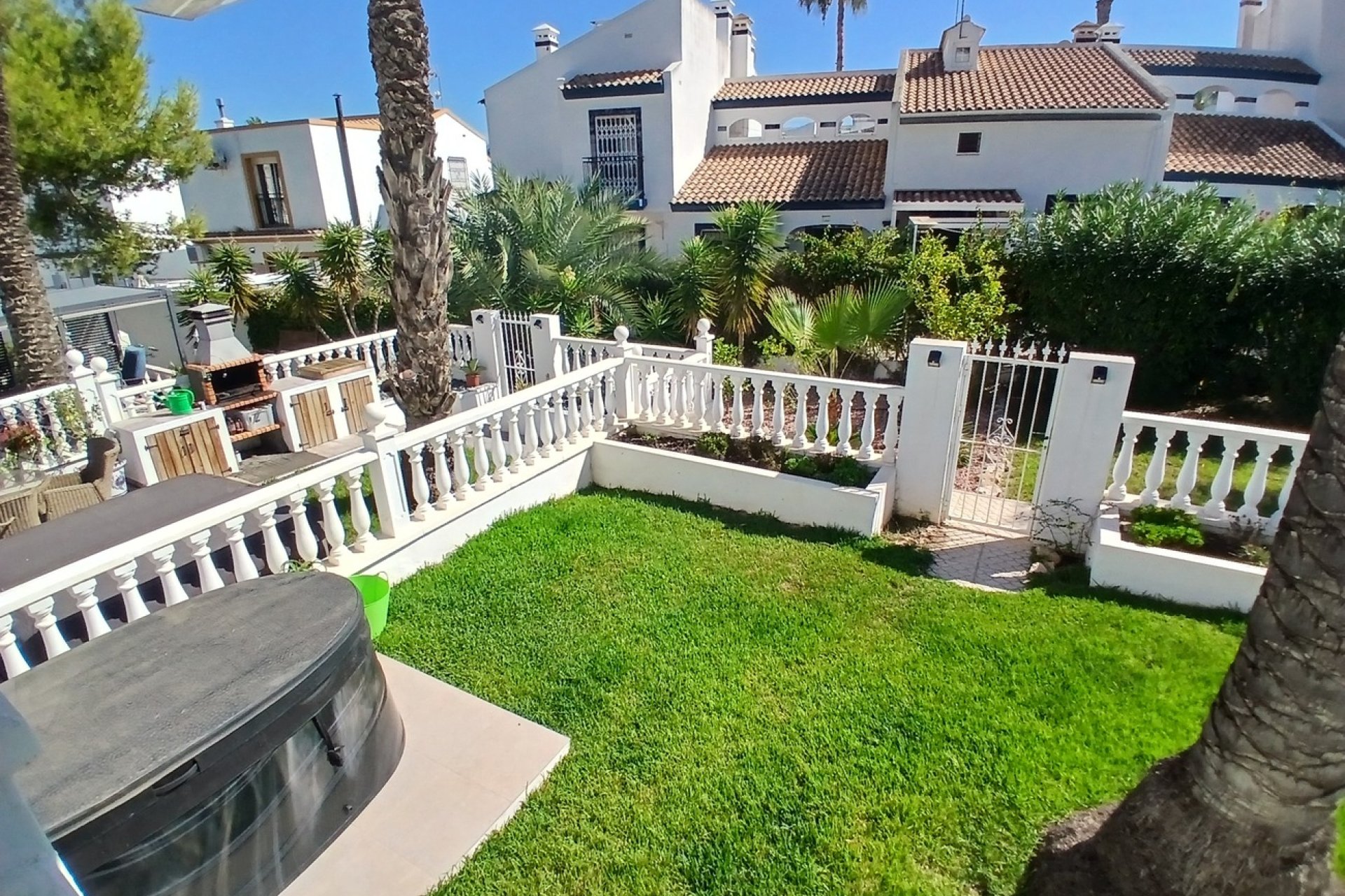 Reventa - Casa adosada - Villamartin - Villamartín