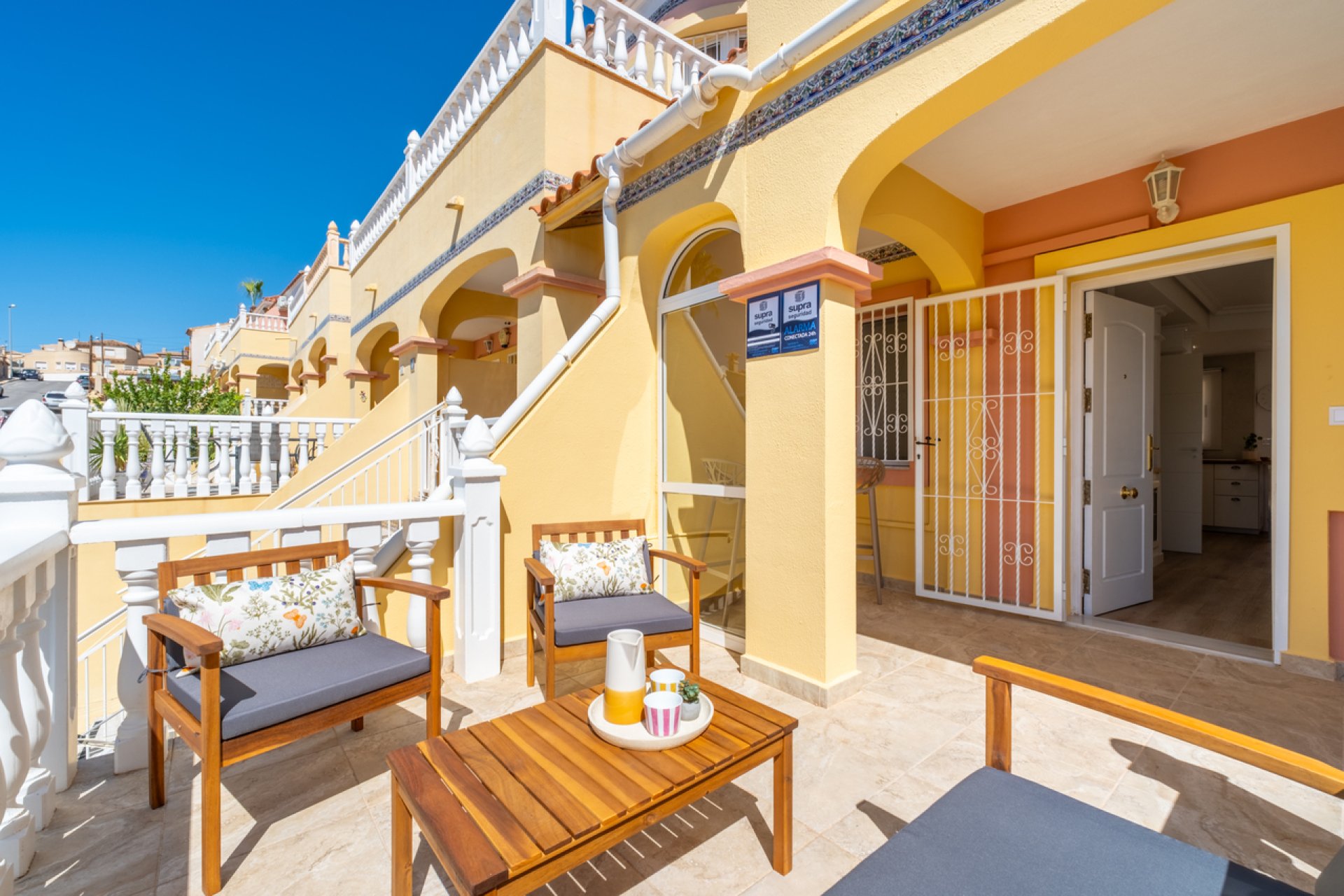 Reventa - Casa adosada - Villamartin - Villamartín