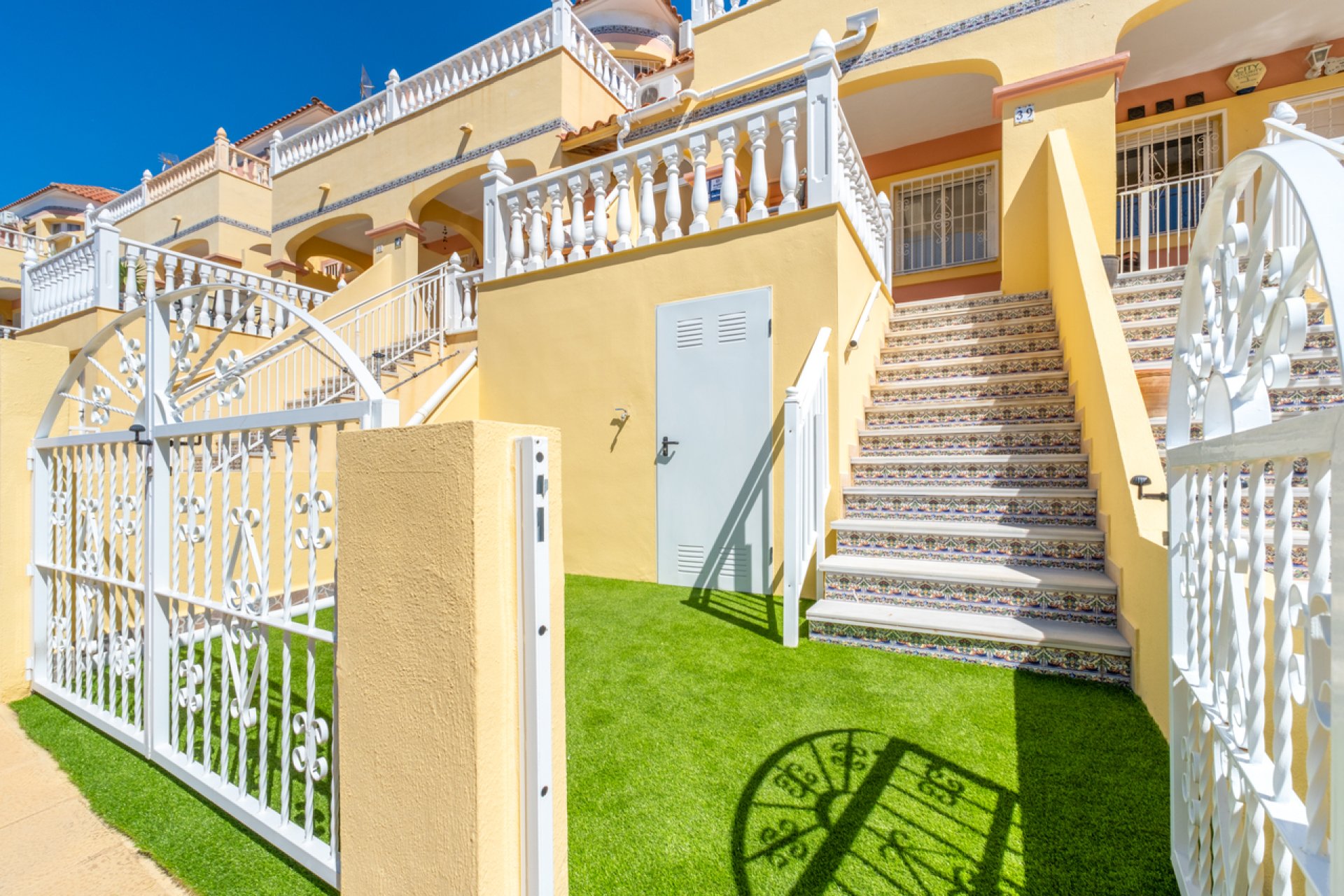 Reventa - Casa adosada - Villamartin - Villamartín