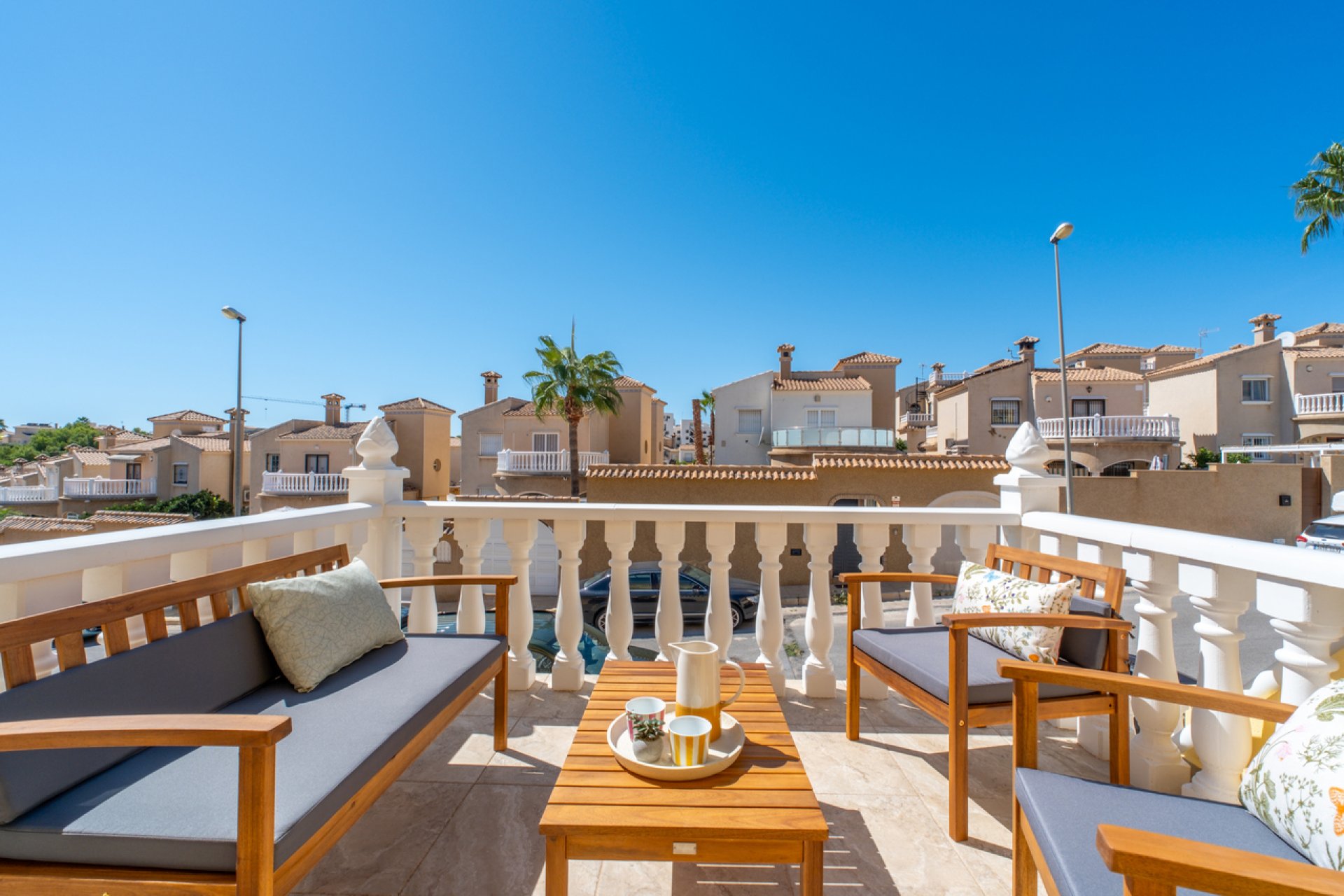 Reventa - Casa adosada - Villamartin - Villamartín