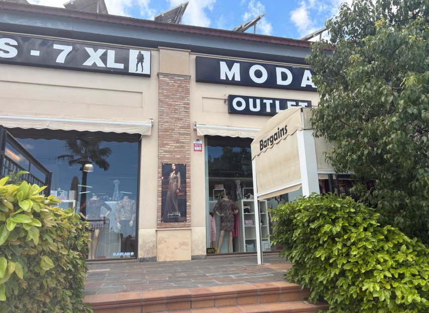 Reventa - Comercial - Algorfa - La Finca Golf