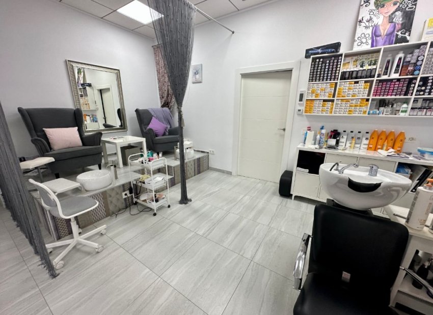 Reventa - Comercial - La Zenia