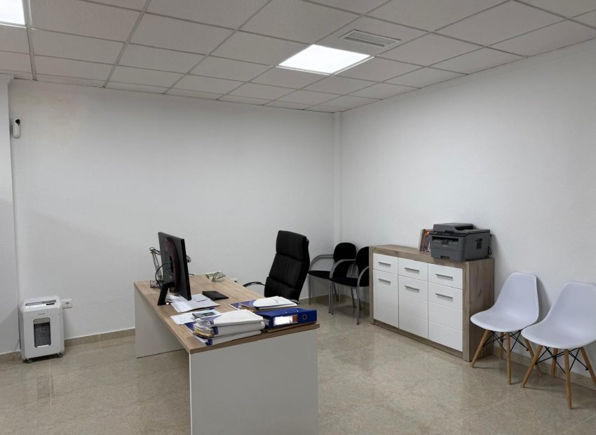 Reventa - Comercial - Orihuela Costa - La Zenia