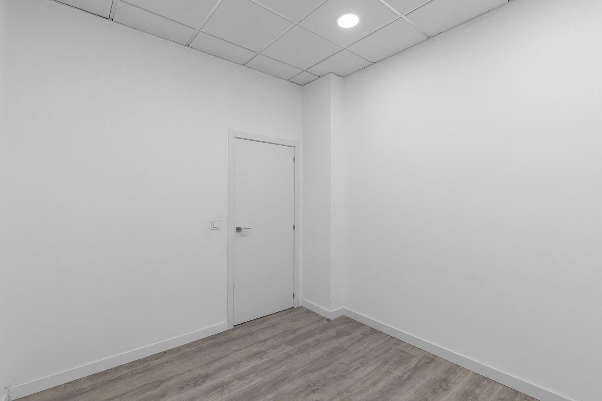 Reventa - Comercial - Torrevieja - La Mata