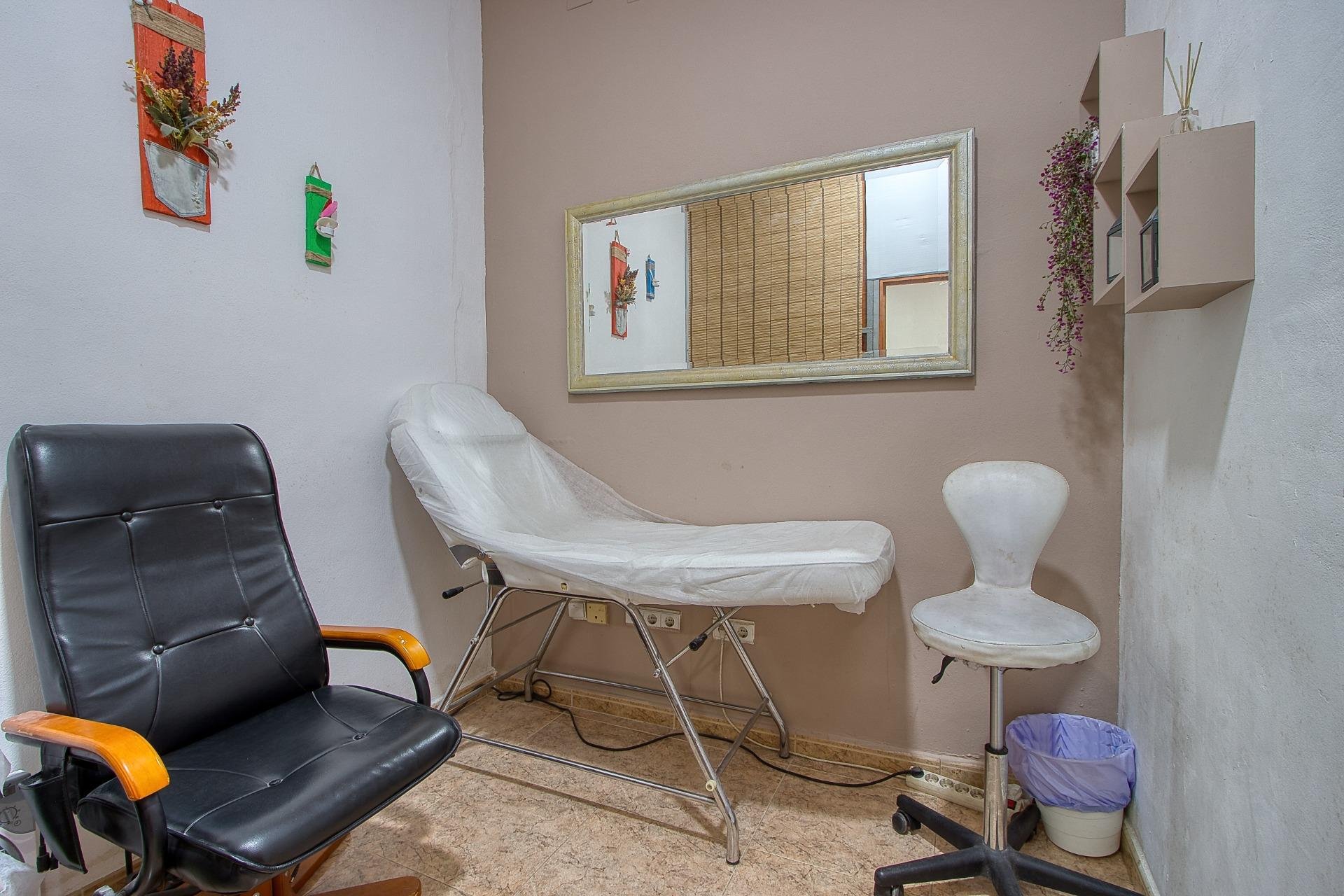 Reventa - Comercial - Torrevieja - La Mata