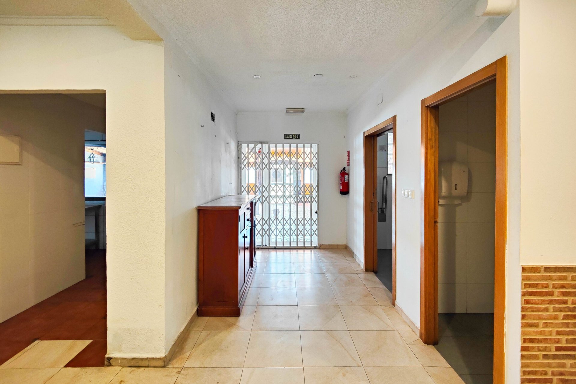 Reventa - Comercial - Torrevieja - La Siesta - El Salado - Torreta