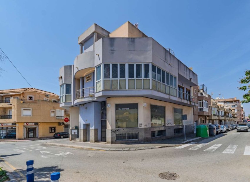 Reventa - Comercial - Torrevieja - Nueva Torrevieja - Aguas Nuevas