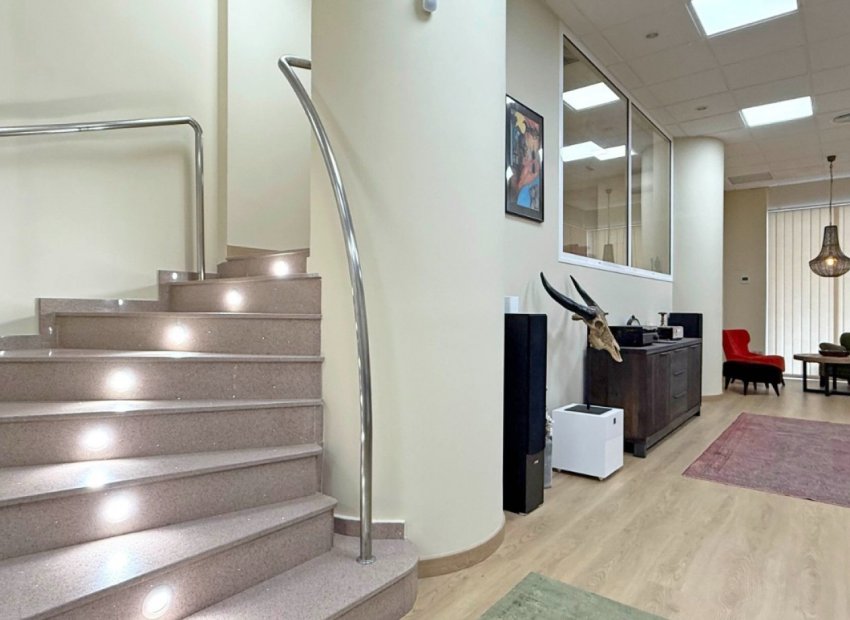 Reventa - Comercial - Torrevieja