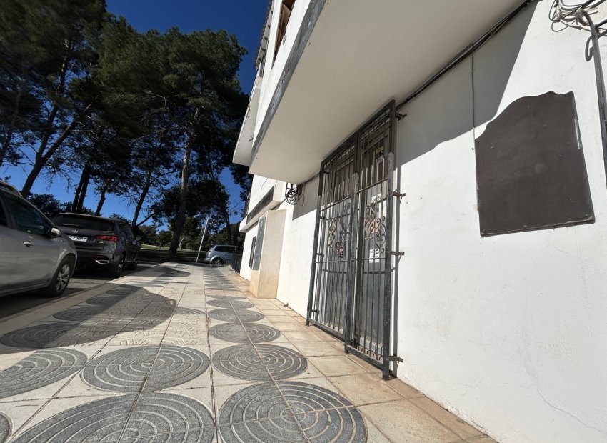 Reventa - Comercial - Villamartin - Villamartín