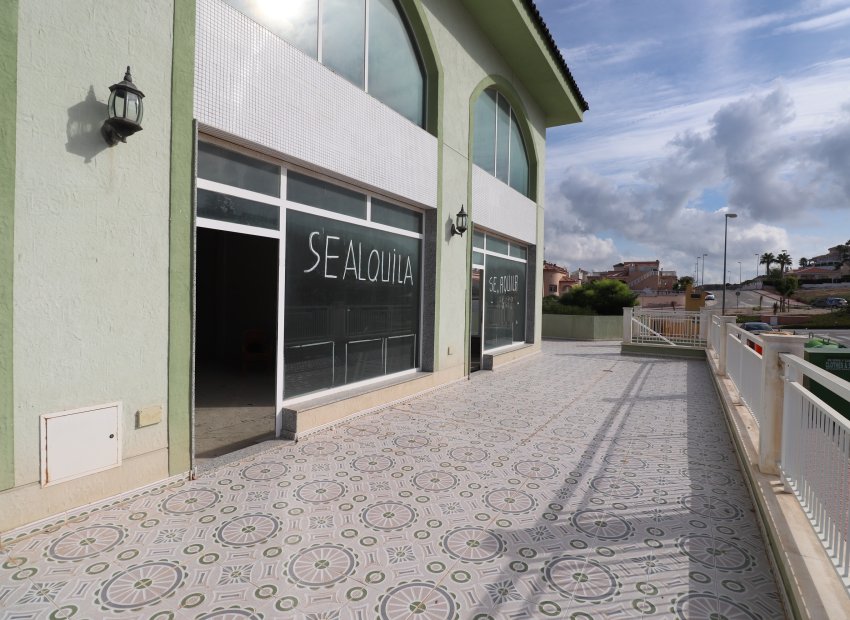 Reventa - Commercial Unit - Benimar