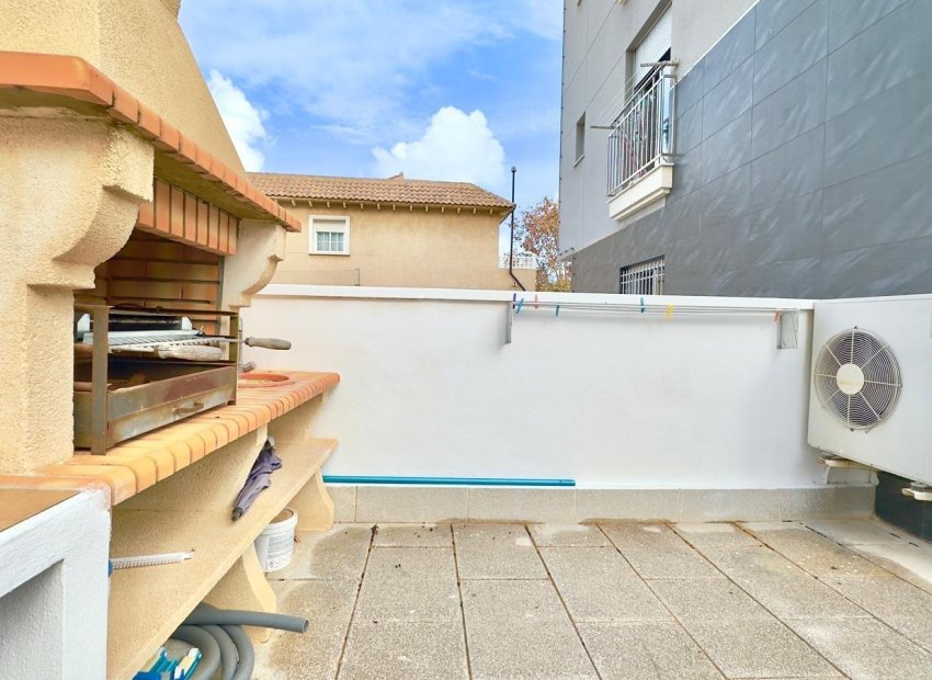 Reventa - Edificio - Torrevieja - Playa del Cura