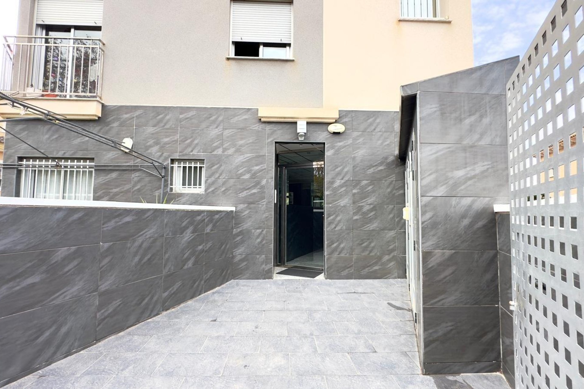 Reventa - Edificio - Torrevieja - Playa del Cura