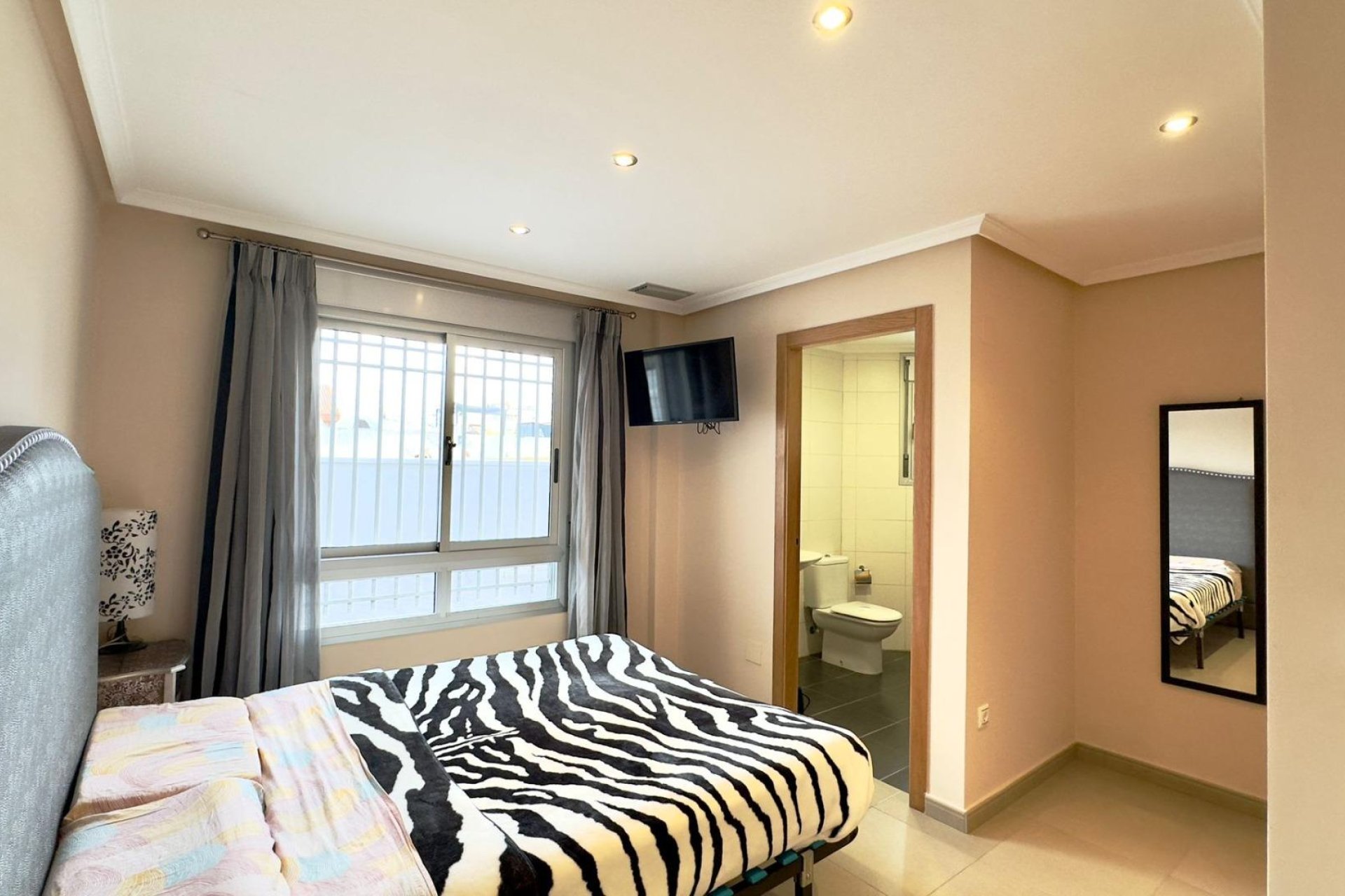 Reventa - Edificio - Torrevieja - Playa del Cura