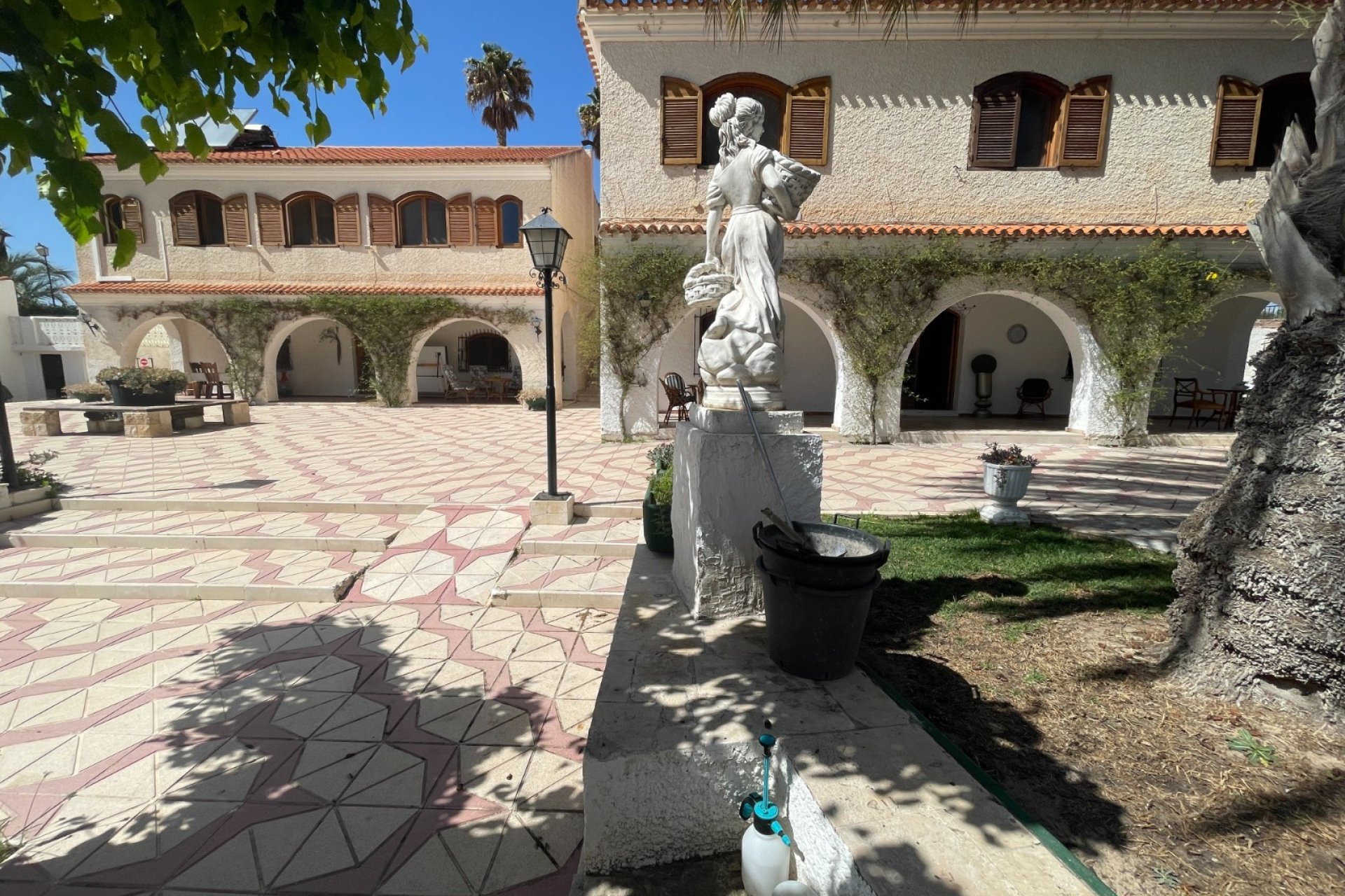 Reventa - Finca / Casa Rural - Elda