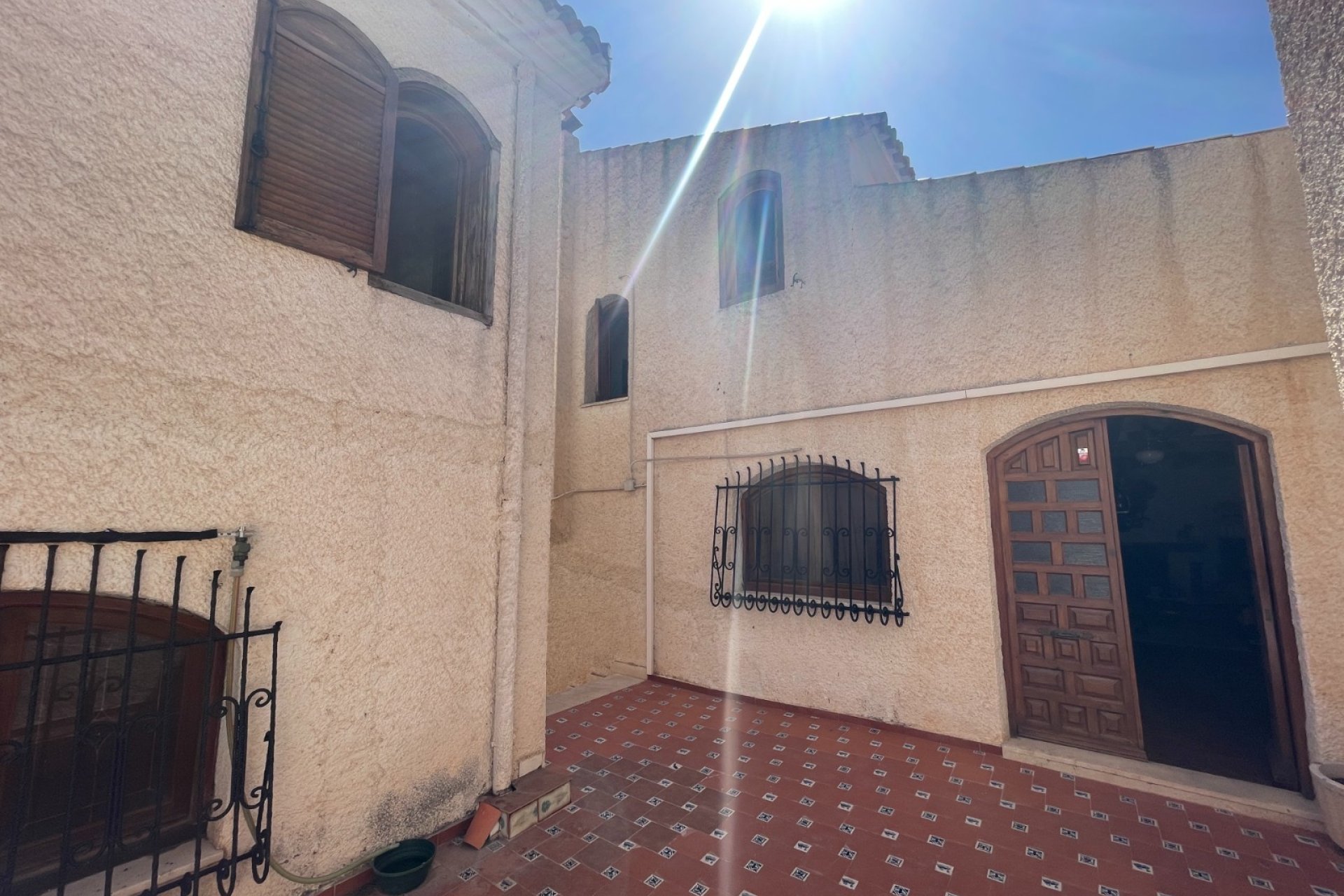 Reventa - Finca / Casa Rural - Elda