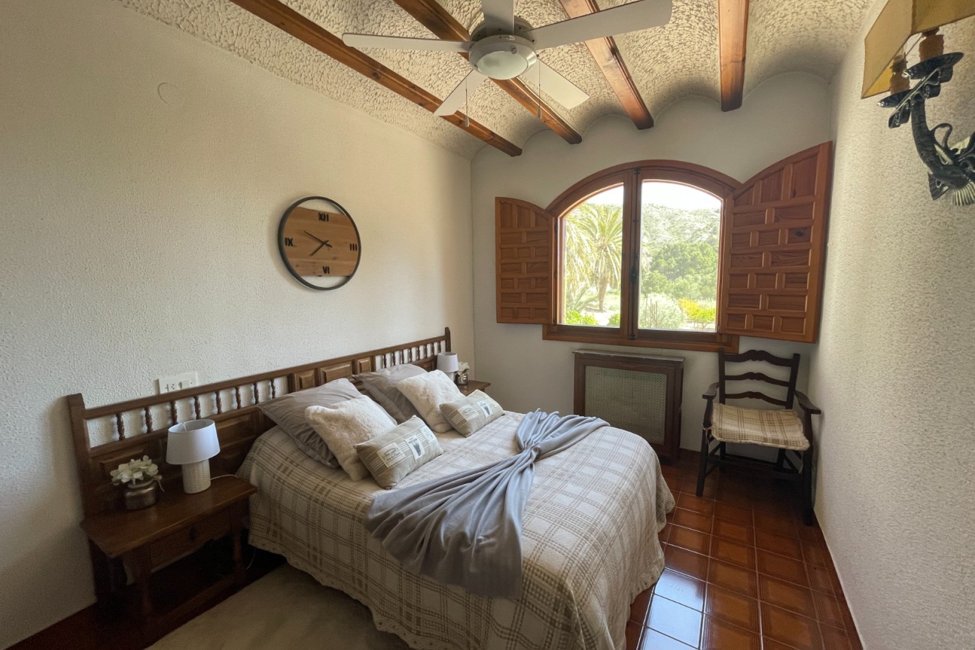 Reventa - Finca / Casa Rural - Elda