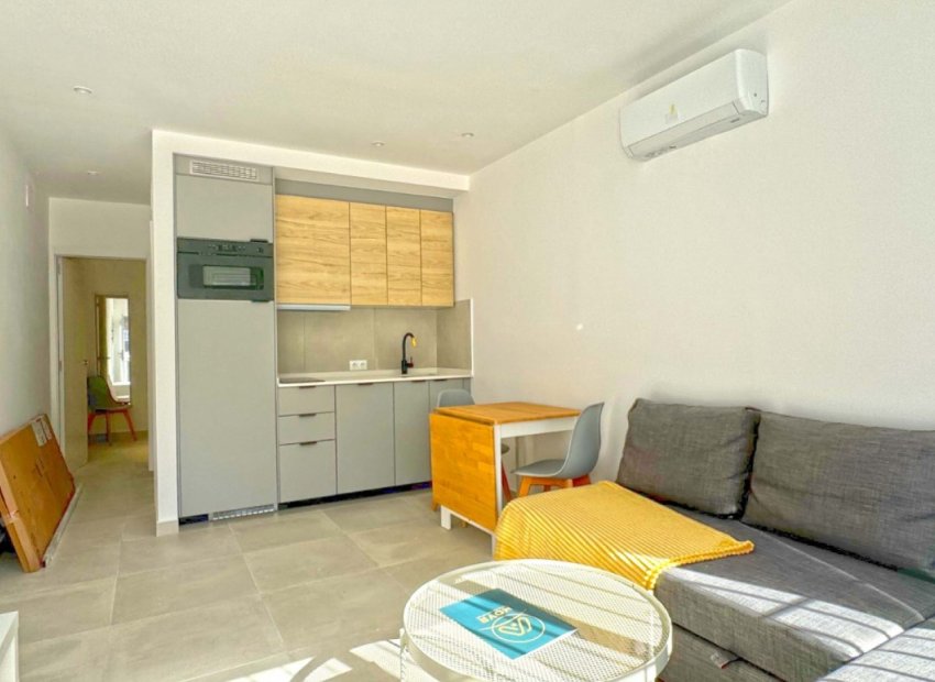 Reventa - House - Orihuela Costa - Villamartín