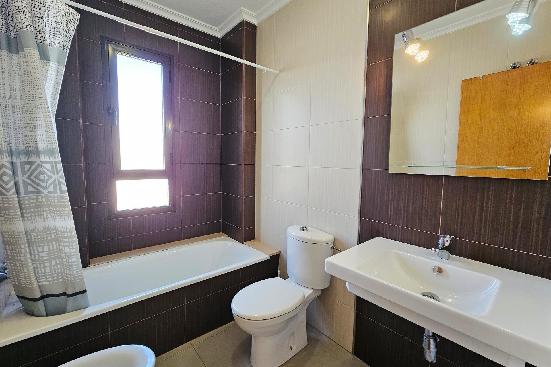 Reventa - Terraced house - Torrevieja - Aguas Nuevas