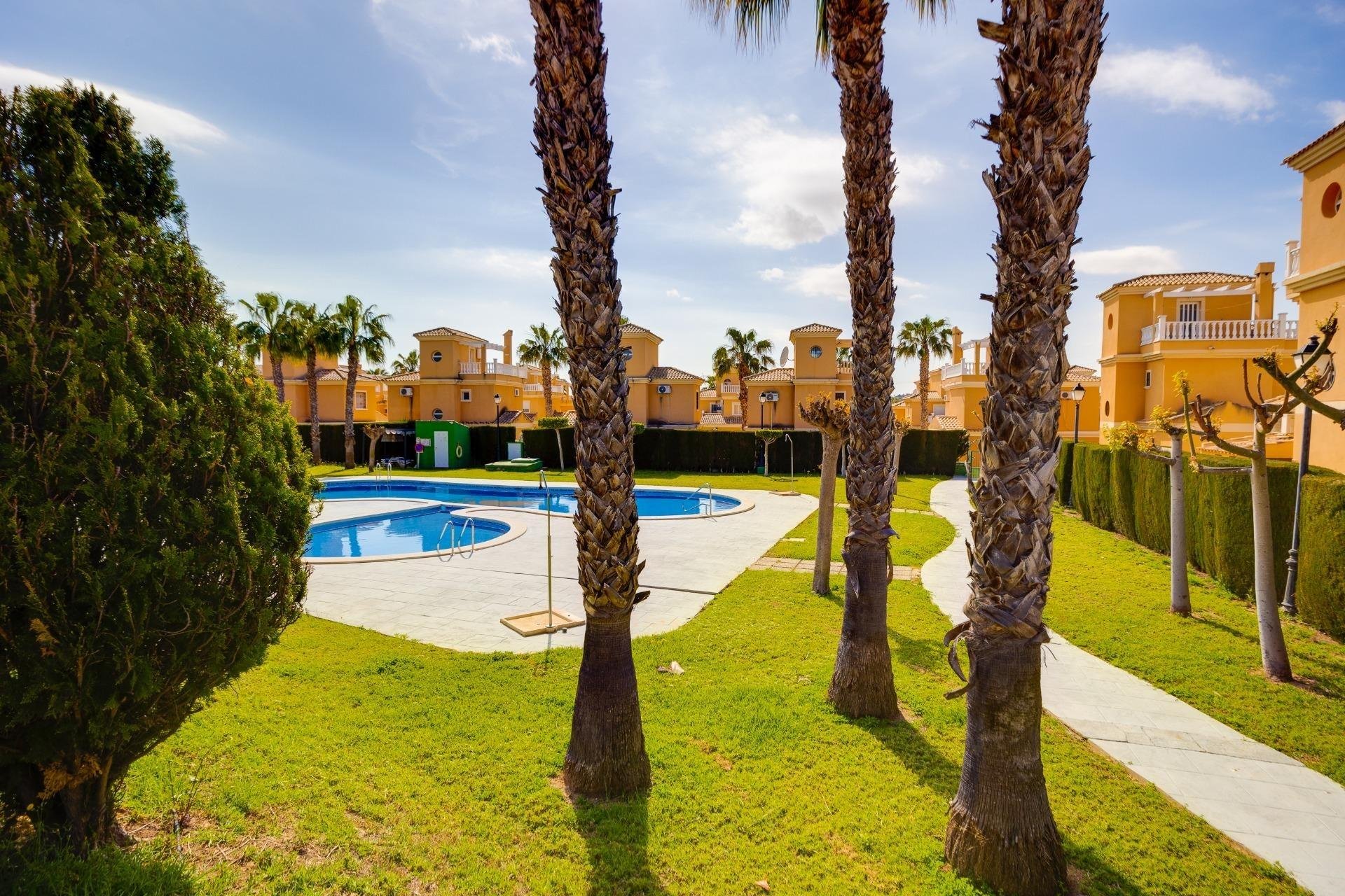 Reventa - Villa - Algorfa - Costa blanca sur