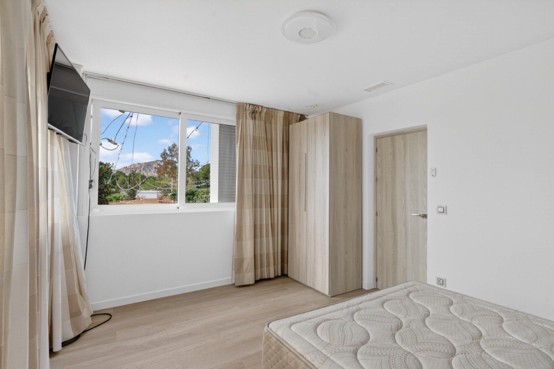 Reventa - Villa - Alicante - Rebolledo