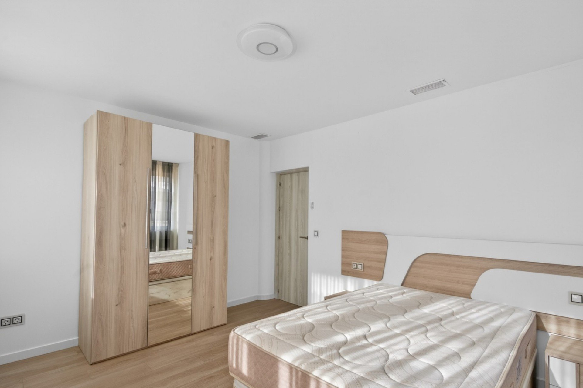 Reventa - Villa - Alicante - Rebolledo