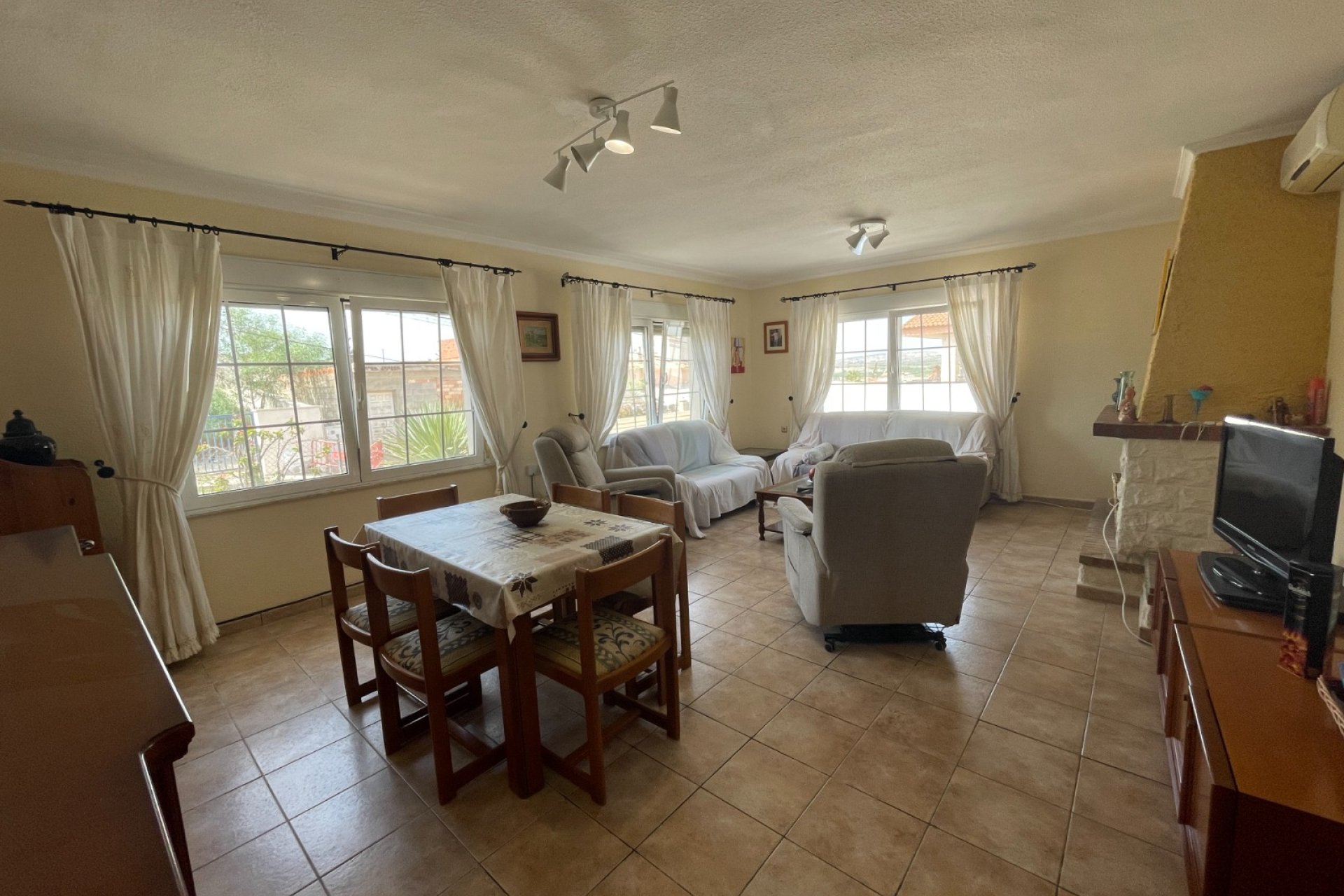 Reventa - Villa - Benijofar - Pueblo