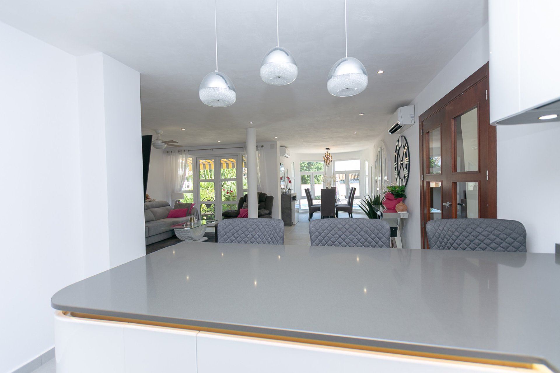 Reventa - Villa - Campoamor - Lomas de Don Juan