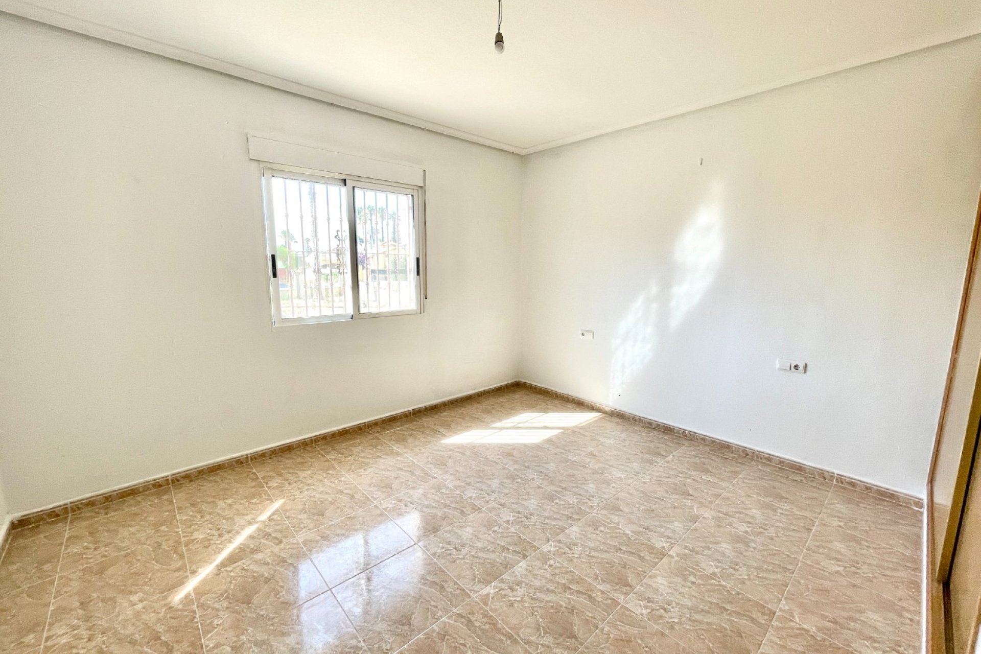 Reventa - Villa - Catral