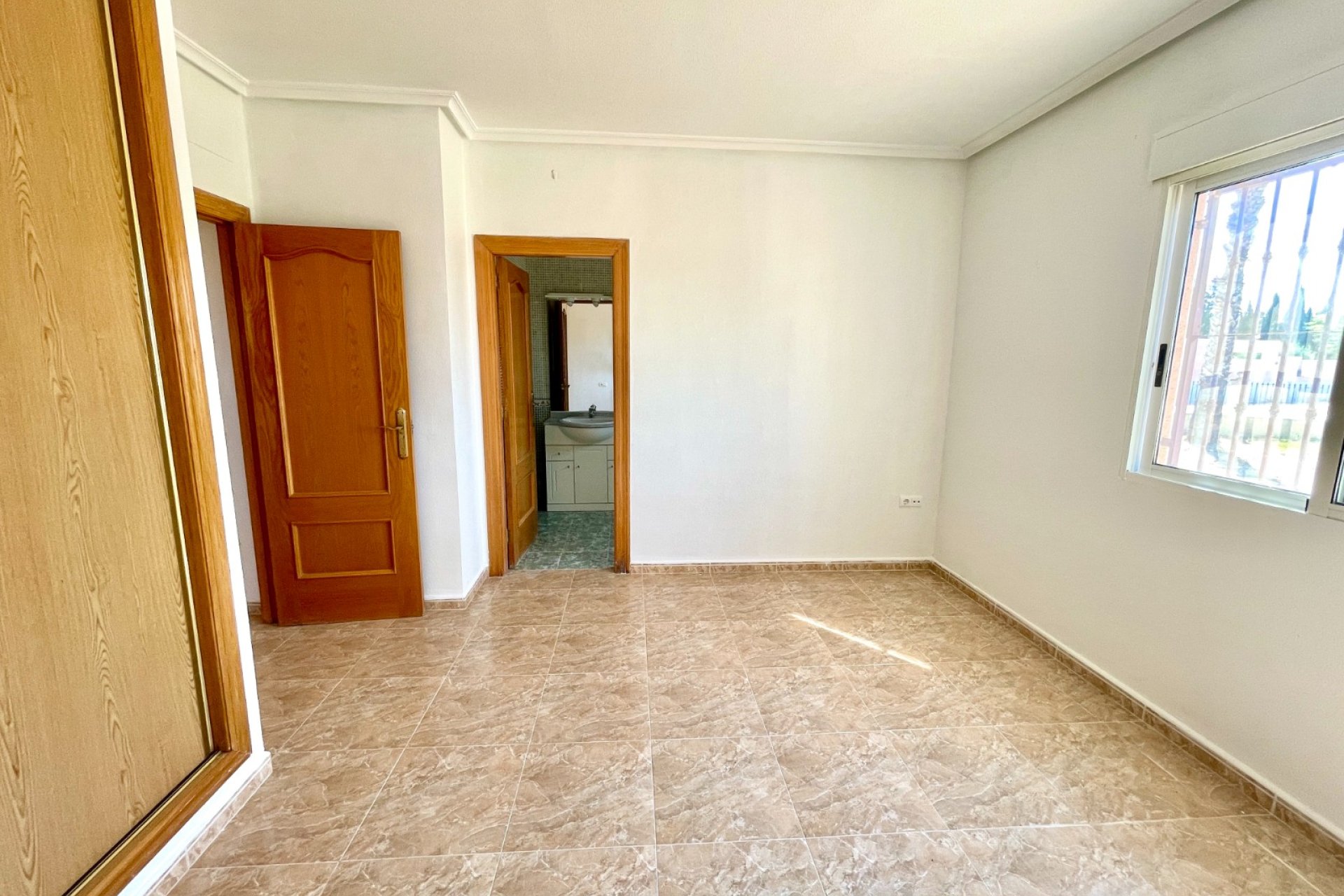 Reventa - Villa - Catral