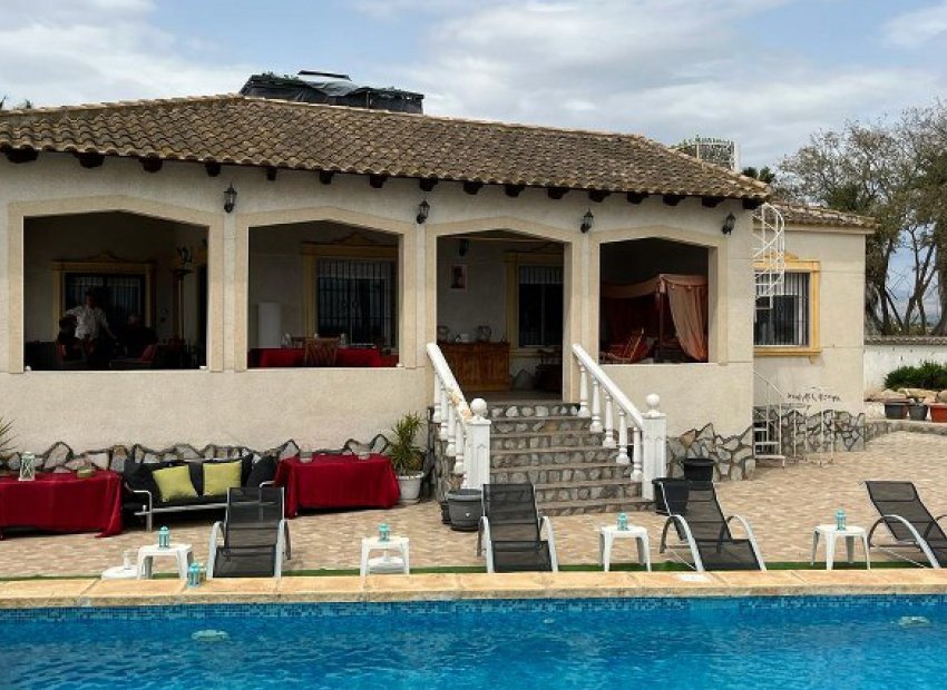 Reventa - Villa - Catral