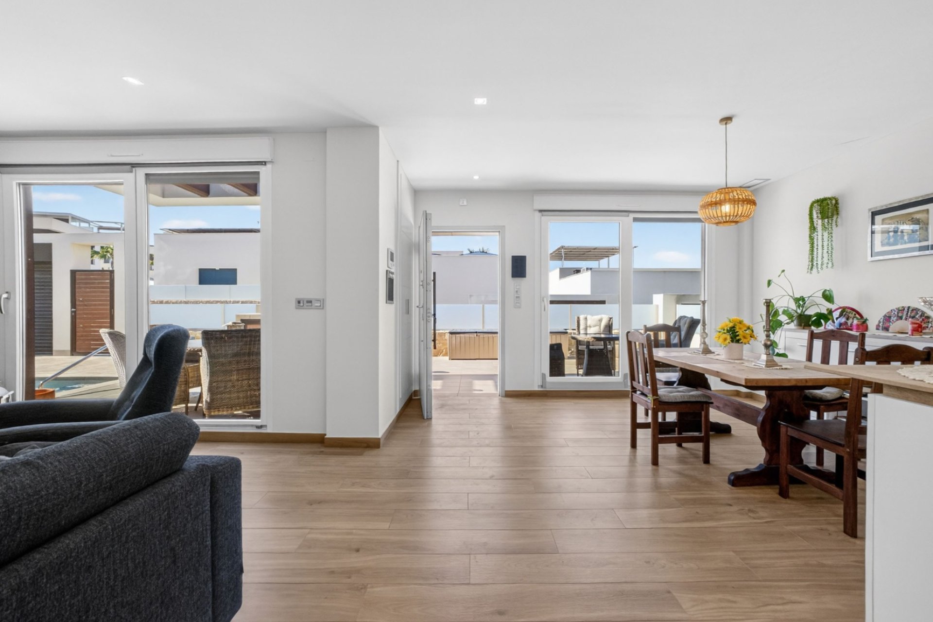 Reventa - Villa - Ciudad Quesada - Alicante